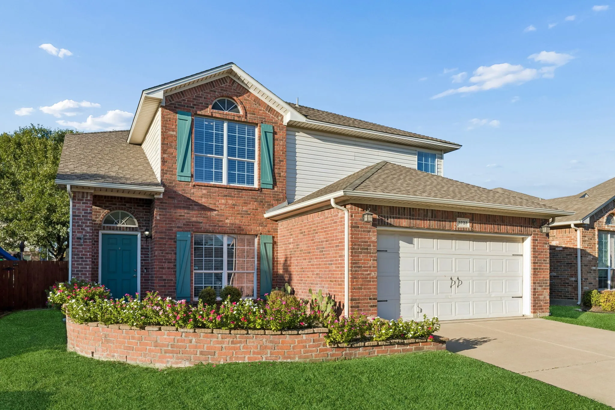 Single Family Residence For Sale in Tarrant County , 3737 Brandywine Lane, Fort Worth, Texas 76244, 4 Bedroom, 3 Bathroom, 2 Garage spaces, 2,141 Sqft, built in 2003, mls#21407377, Real Estate Agent in Fort Worth, Homes For Sale in Tarrant county, Homes For Sale in Fort Worth, Realtor in Fort Worth Texas, Real Estate Brokerage Independent Realty Texas, Luminita Cordes Realtor