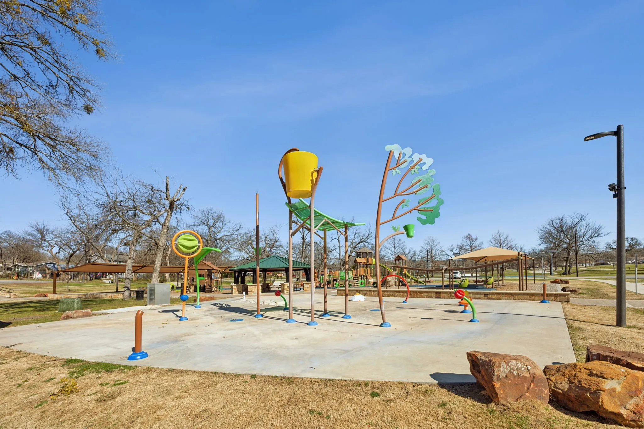 Single Family Residence For Sale in Collin County , 1111 Hyde Park Drive, Mc Kinney, Texas 75069, 3 Bedroom, 2 Bathroom, 2 Garage spaces, 1,408 Sqft, built in 1990, mls#21395154, Real Estate Agent in Mc Kinney, Homes For Sale in Collin county, Homes For Sale in Mc Kinney, Realtor in Mc Kinney Texas, Real Estate Brokerage Independent Realty Texas, Luminita Cordes Realtor