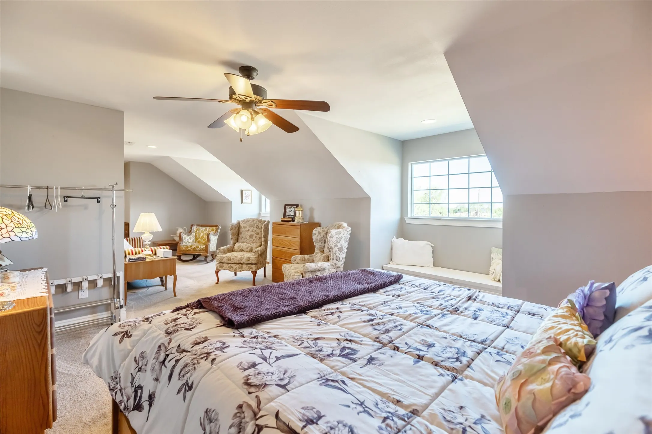 Single Family Residence For Sale in Taylor County , 290 County Road 256, Abilene, Texas 79606, 5 Bedroom, 3 Bathroom, 2 Garage spaces, 2,677 Sqft, built in 2017, mls#21403707, Real Estate Agent in Abilene, Homes For Sale in Taylor county, Homes For Sale in Abilene, Realtor in Abilene Texas, Real Estate Brokerage Independent Realty Texas, Luminita Cordes Realtor