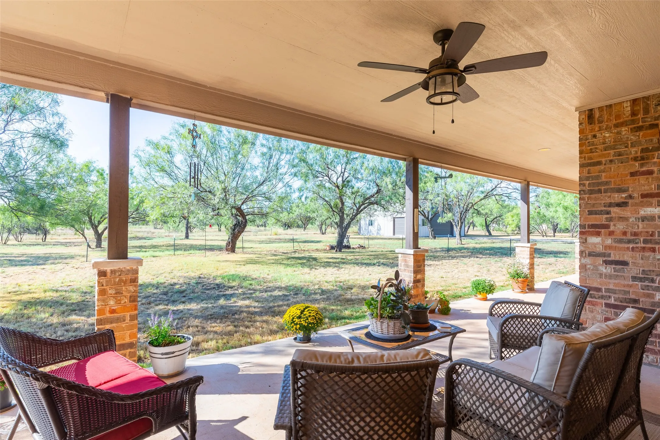 Single Family Residence For Sale in Taylor County , 290 County Road 256, Abilene, Texas 79606, 5 Bedroom, 3 Bathroom, 2 Garage spaces, 2,677 Sqft, built in 2017, mls#21403707, Real Estate Agent in Abilene, Homes For Sale in Taylor county, Homes For Sale in Abilene, Realtor in Abilene Texas, Real Estate Brokerage Independent Realty Texas, Luminita Cordes Realtor