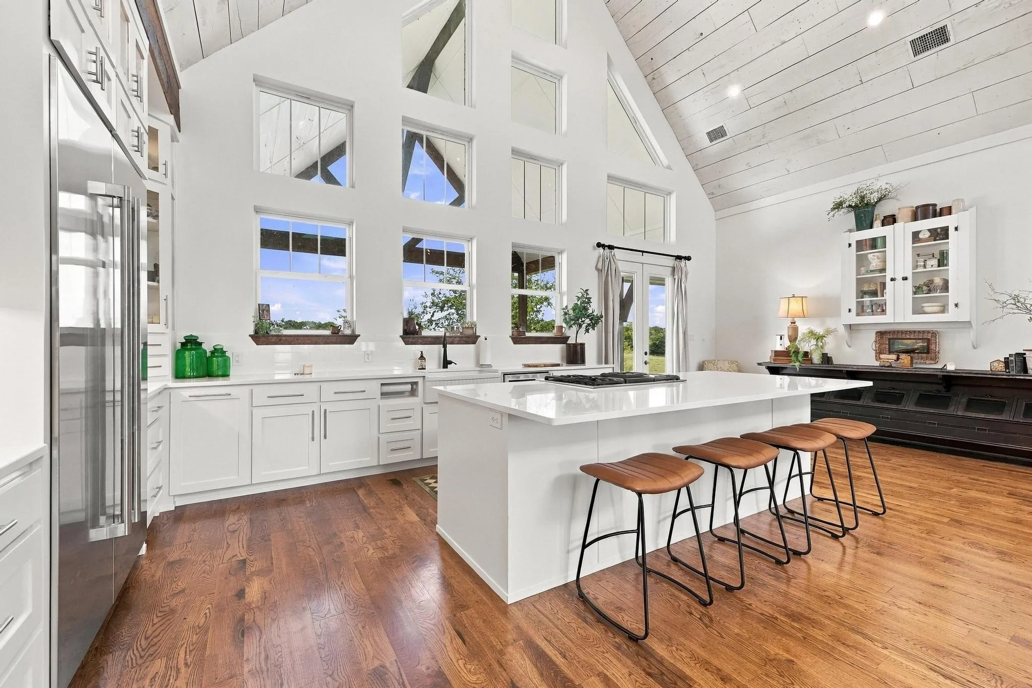 Single Family Residence For Sale in Grayson County , 2915 FM 697, Sherman, Texas 75090, 3 Bedroom, 2 Bathroom, 2 Garage spaces, 3,000 Sqft, built in 2017, mls#21403712, Real Estate Agent in Sherman, Homes For Sale in Grayson county, Homes For Sale in Sherman, Realtor in Sherman Texas, Real Estate Brokerage Independent Realty Texas, Luminita Cordes Realtor