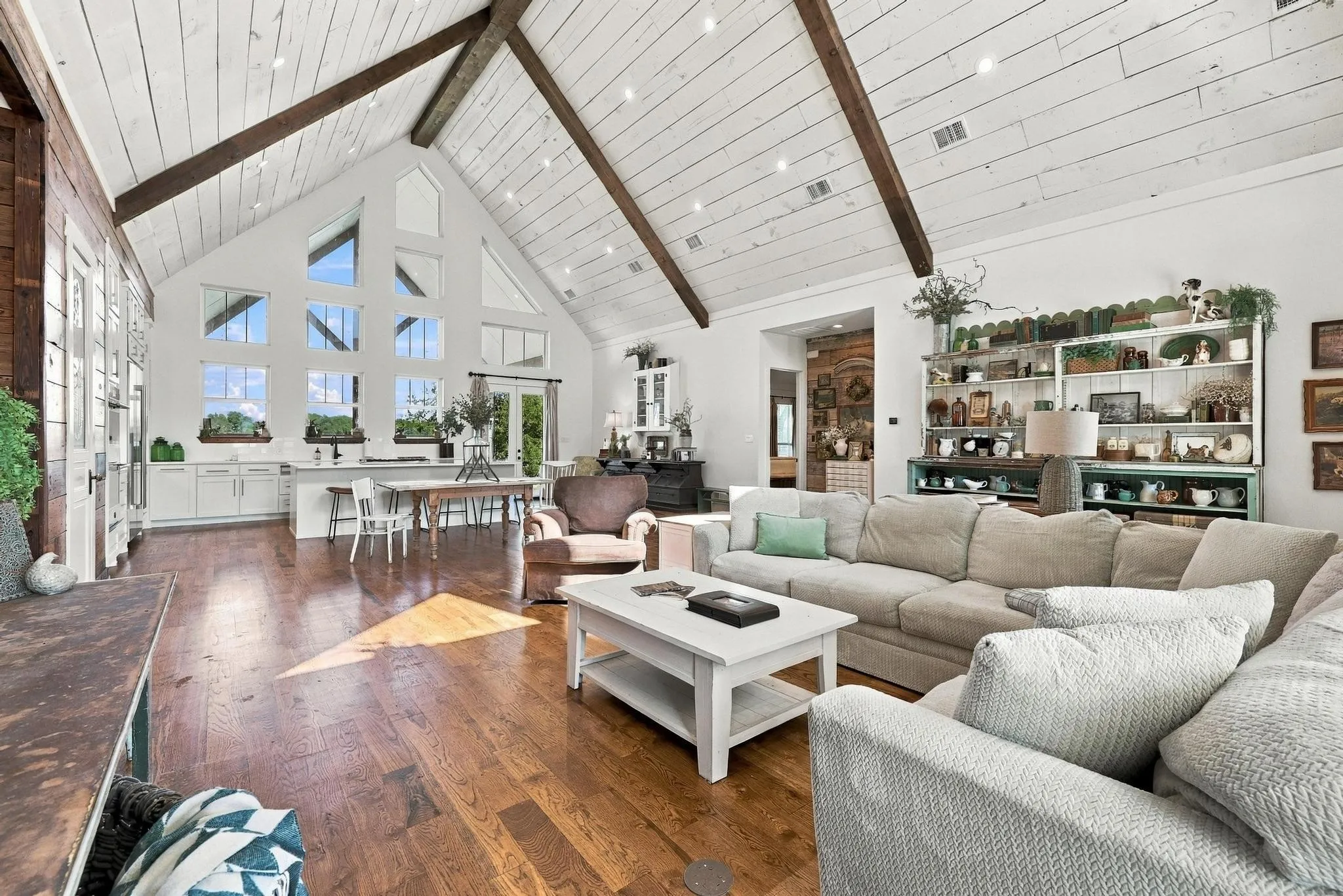 Single Family Residence For Sale
