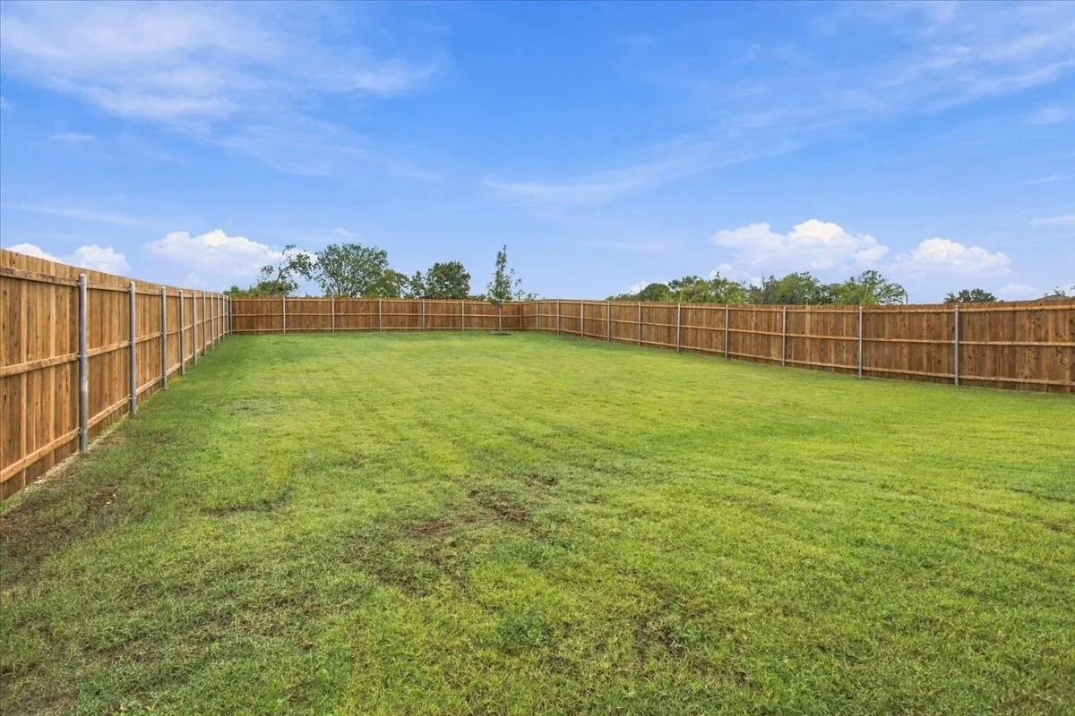 Single Family Residence For Rent in Grayson County , 308 Winchester Lane, Sherman, Texas 75092, 4 Bedroom, 3 Bathroom, 2 Garage spaces, 2,059 Sqft, built in 2026, mls#21407401, Real Estate Agent in Sherman, Homes For Rent in Grayson county, Homes For Rent in Sherman, Realtor in Sherman Texas, Real Estate Brokerage Independent Realty Texas, Luminita Cordes Realtor
