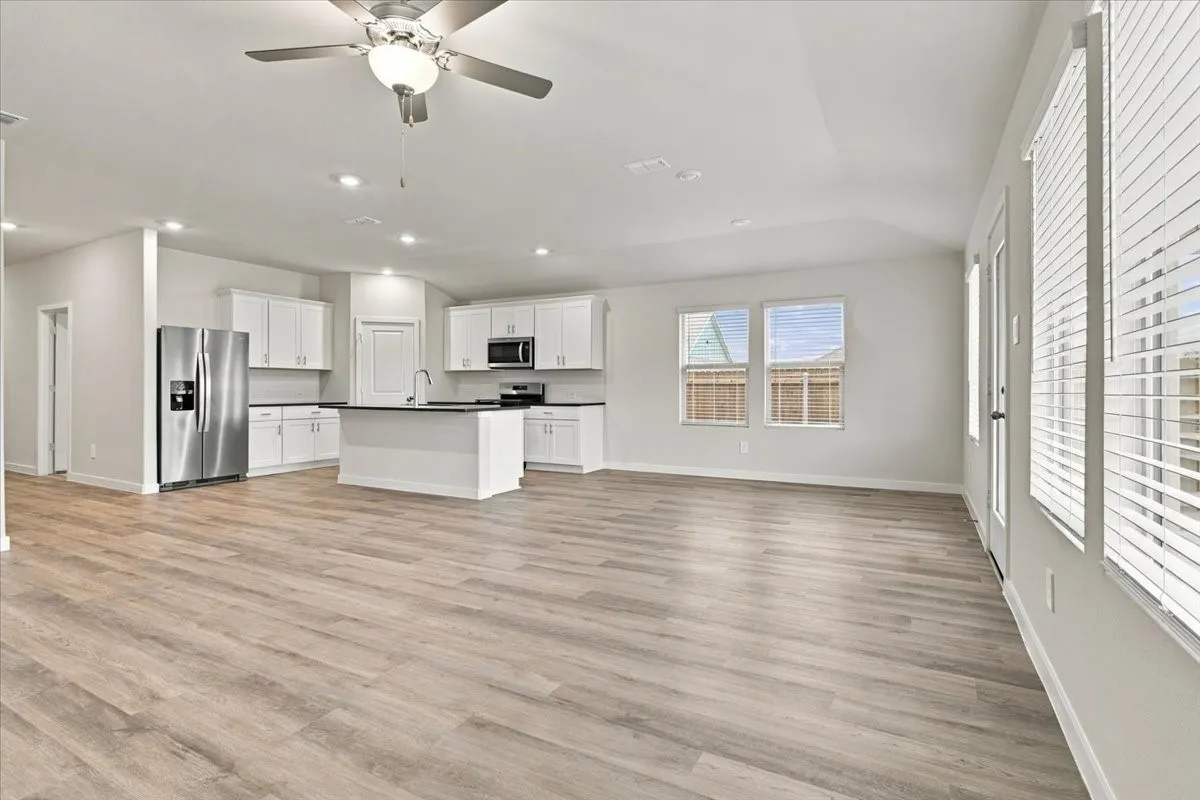 Single Family Residence For Rent in Grayson County , 308 Winchester Lane, Sherman, Texas 75092, 4 Bedroom, 3 Bathroom, 2 Garage spaces, 2,059 Sqft, built in 2026, mls#21407401, Real Estate Agent in Sherman, Homes For Rent in Grayson county, Homes For Rent in Sherman, Realtor in Sherman Texas, Real Estate Brokerage Independent Realty Texas, Luminita Cordes Realtor
