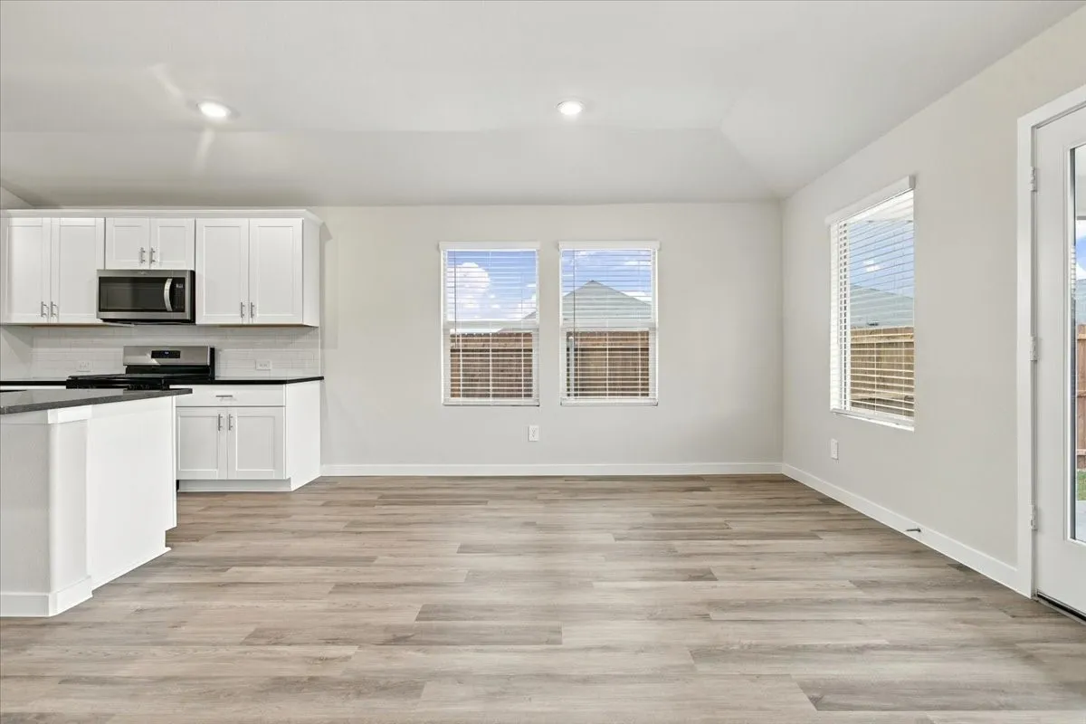 Single Family Residence For Rent in Grayson County , 308 Winchester Lane, Sherman, Texas 75092, 4 Bedroom, 3 Bathroom, 2 Garage spaces, 2,059 Sqft, built in 2026, mls#21407401, Real Estate Agent in Sherman, Homes For Rent in Grayson county, Homes For Rent in Sherman, Realtor in Sherman Texas, Real Estate Brokerage Independent Realty Texas, Luminita Cordes Realtor