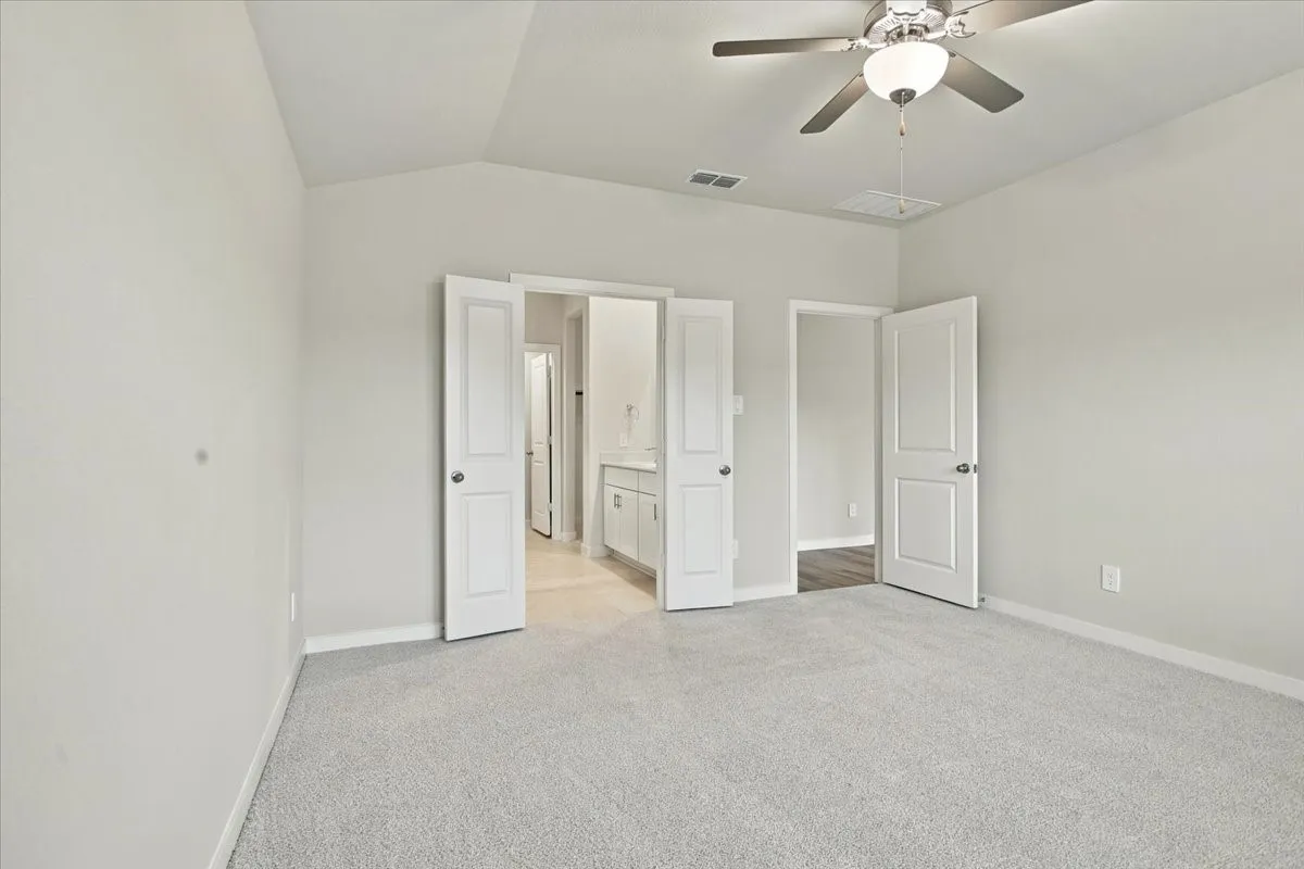 Single Family Residence For Rent in Grayson County , 308 Winchester Lane, Sherman, Texas 75092, 4 Bedroom, 3 Bathroom, 2 Garage spaces, 2,059 Sqft, built in 2026, mls#21407401, Real Estate Agent in Sherman, Homes For Rent in Grayson county, Homes For Rent in Sherman, Realtor in Sherman Texas, Real Estate Brokerage Independent Realty Texas, Luminita Cordes Realtor
