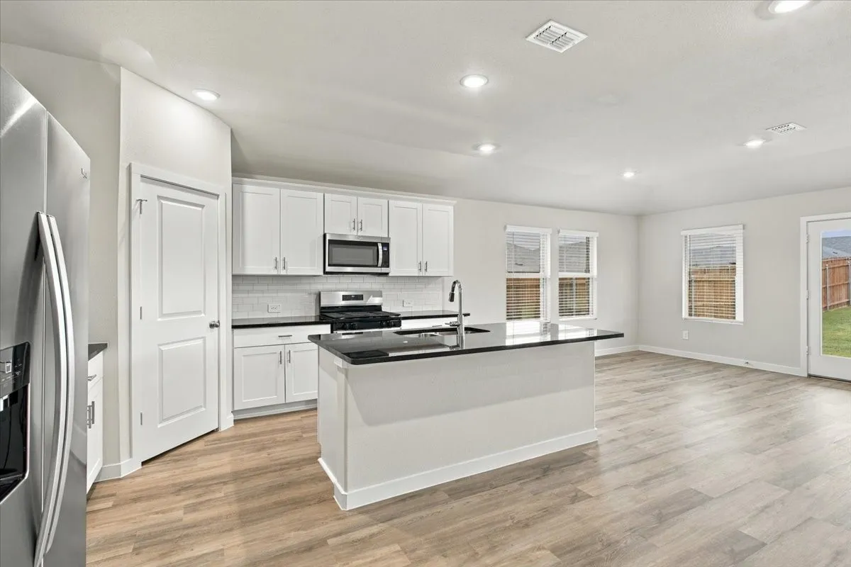 Single Family Residence For Rent in Grayson County , 308 Winchester Lane, Sherman, Texas 75092, 4 Bedroom, 3 Bathroom, 2 Garage spaces, 2,059 Sqft, built in 2026, mls#21407401, Real Estate Agent in Sherman, Homes For Rent in Grayson county, Homes For Rent in Sherman, Realtor in Sherman Texas, Real Estate Brokerage Independent Realty Texas, Luminita Cordes Realtor