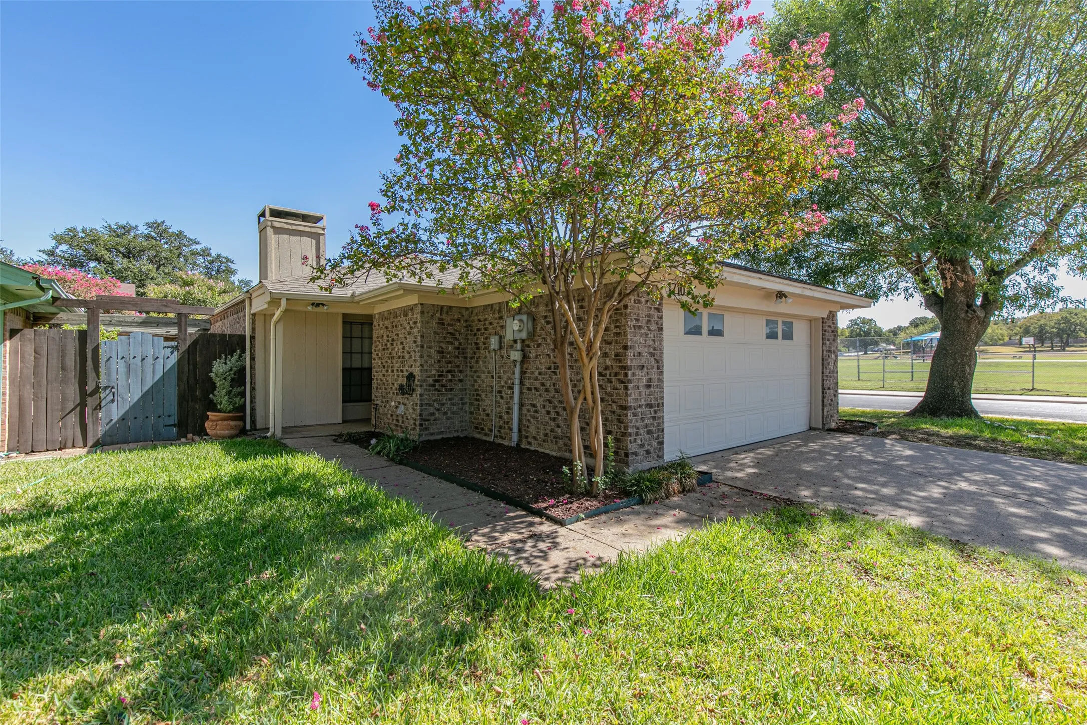 Single Family Residence For Sale