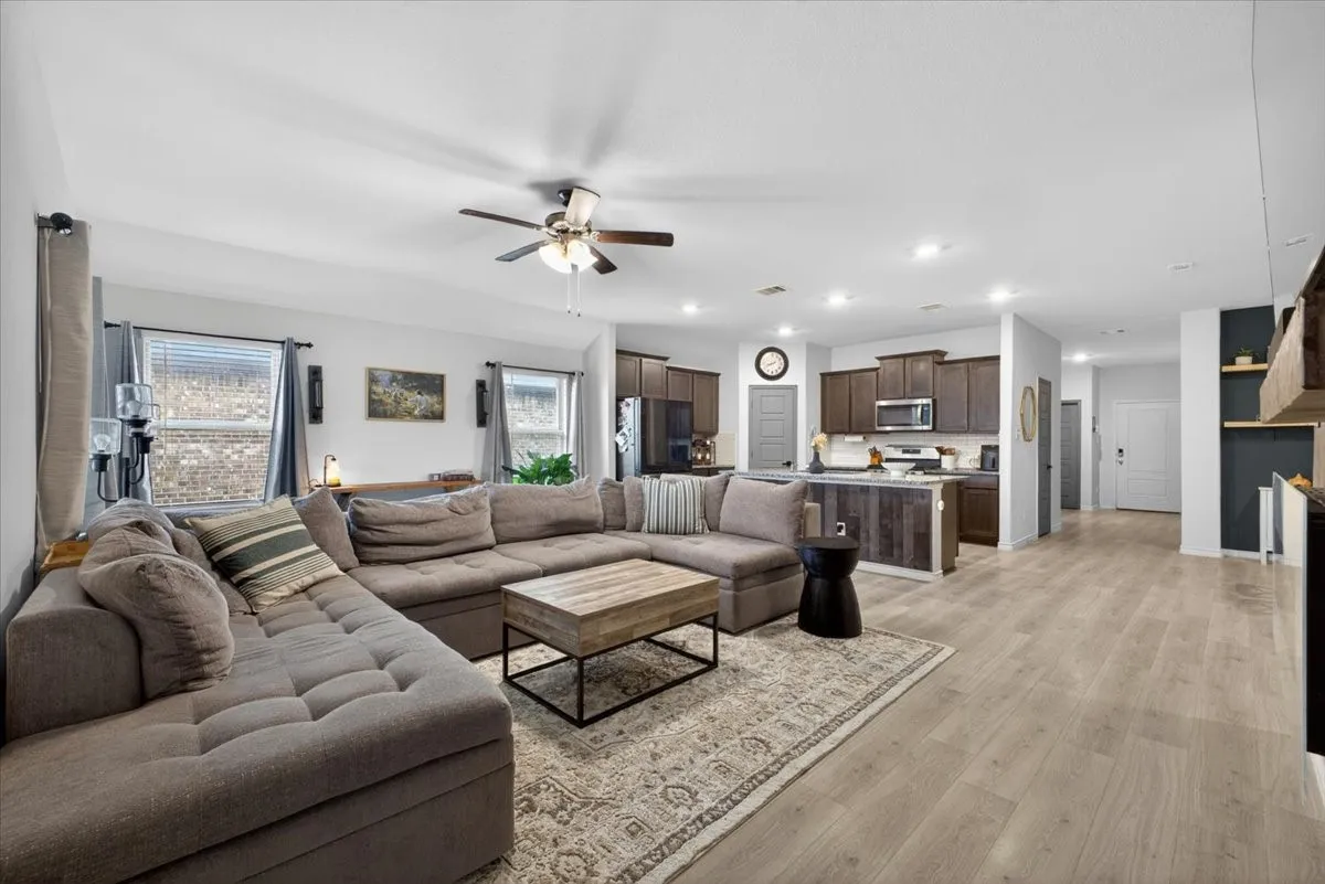 Single Family Residence For Rent in Hunt County , 146 Whitetail Way, Caddo Mills, Texas 75135, 4 Bedroom, 3 Bathroom, 2 Garage spaces, 2,081 Sqft, built in 2022, mls#21407451, Real Estate Agent in Caddo Mills, Homes For Rent in Hunt county, Homes For Rent in Caddo Mills, Realtor in Caddo Mills Texas, Real Estate Brokerage Independent Realty Texas, Luminita Cordes Realtor