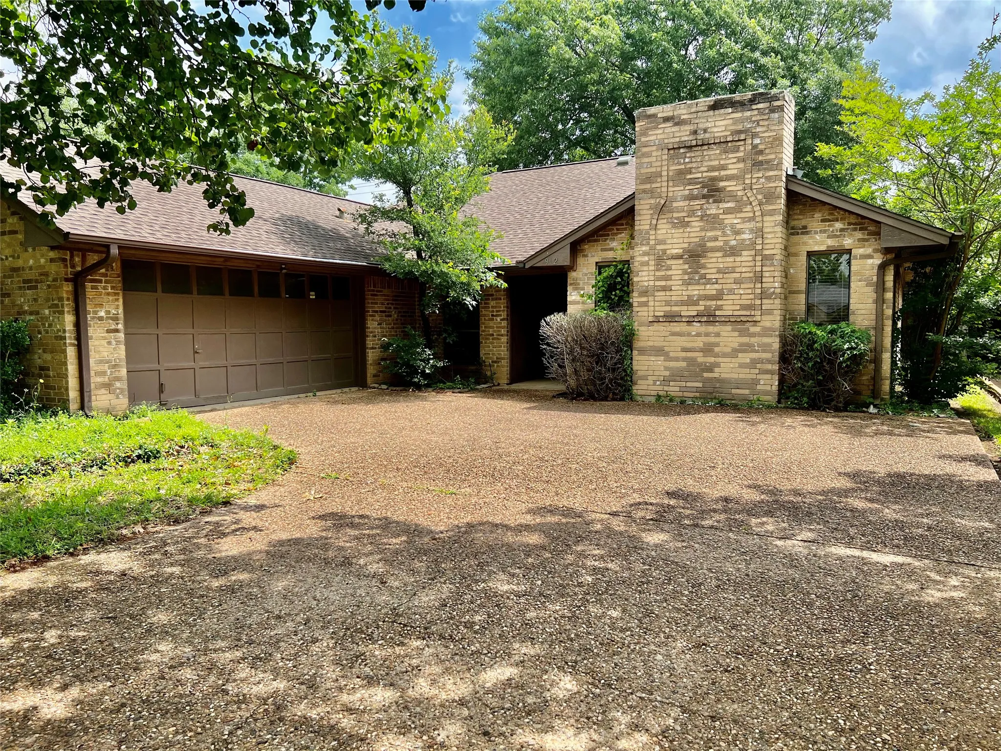 Single Family Residence For Rent