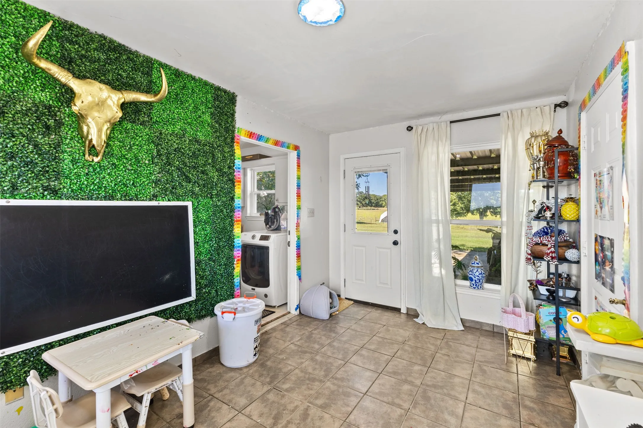 Single Family Residence For Sale in Hill County , 455 Hcr 1256, Whitney, Texas 76692, 3 Bedroom, 3 Bathroom, 2 Garage spaces, 2,046 Sqft, built in 1985, mls#21407405, Real Estate Agent in Whitney, Homes For Sale in Hill county, Homes For Sale in Whitney, Realtor in Whitney Texas, Real Estate Brokerage Independent Realty Texas, Luminita Cordes Realtor