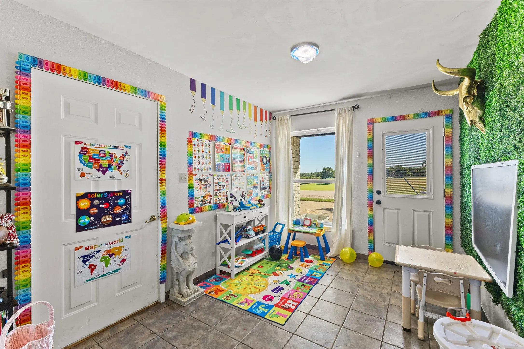 Single Family Residence For Sale in Hill County , 455 Hcr 1256, Whitney, Texas 76692, 3 Bedroom, 3 Bathroom, 2 Garage spaces, 2,046 Sqft, built in 1985, mls#21407405, Real Estate Agent in Whitney, Homes For Sale in Hill county, Homes For Sale in Whitney, Realtor in Whitney Texas, Real Estate Brokerage Independent Realty Texas, Luminita Cordes Realtor