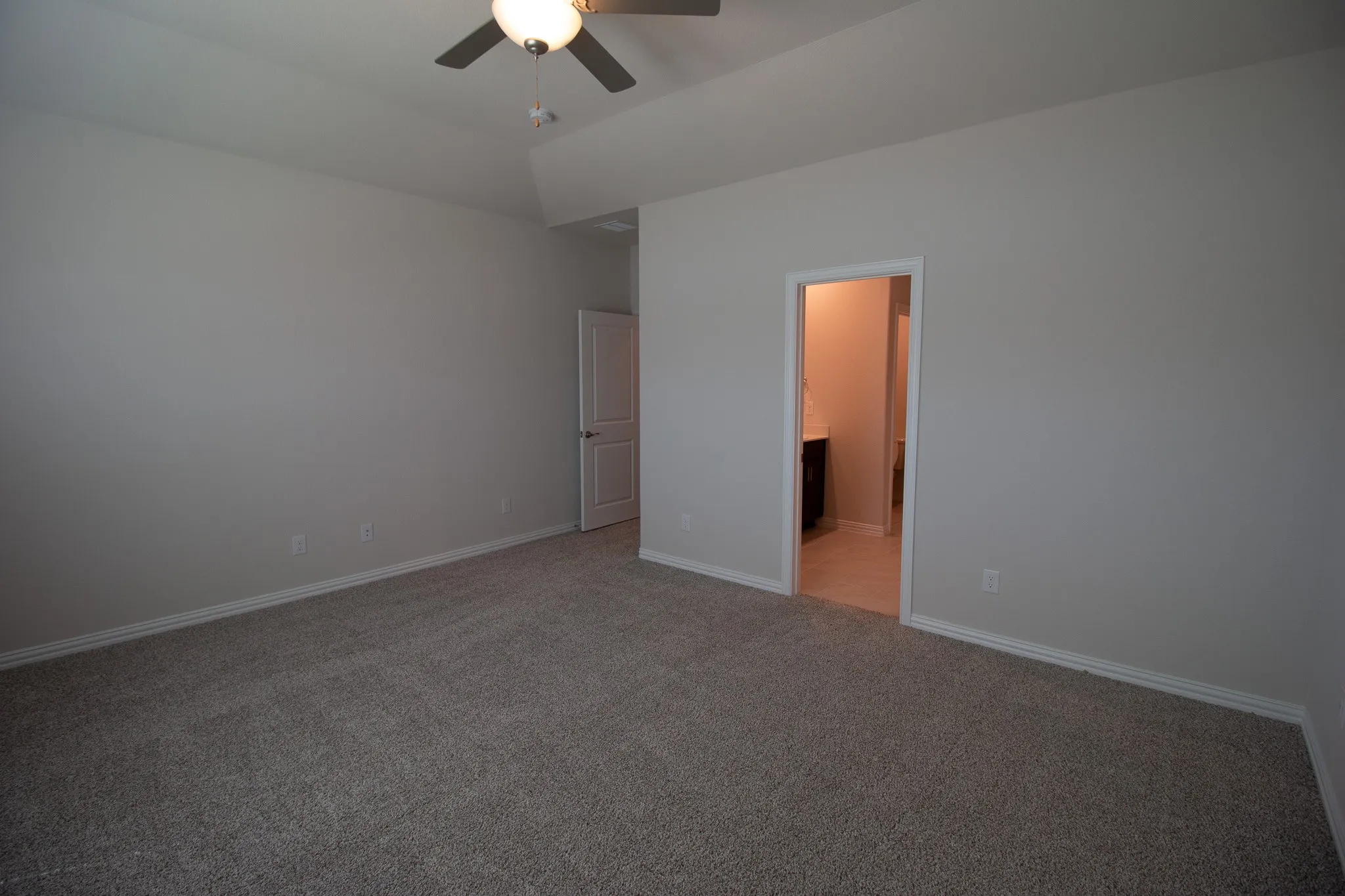 Single Family Residence For Rent in Collin County , 1202 Sweetleaf Street, Melissa, Texas 75454, 5 Bedroom, 4 Bathroom, 3 Garage spaces, 3,443 Sqft, built in 2023, mls#21407455, Real Estate Agent in Melissa, Homes For Rent in Collin county, Homes For Rent in Melissa, Realtor in Melissa Texas, Real Estate Brokerage Independent Realty Texas, Luminita Cordes Realtor