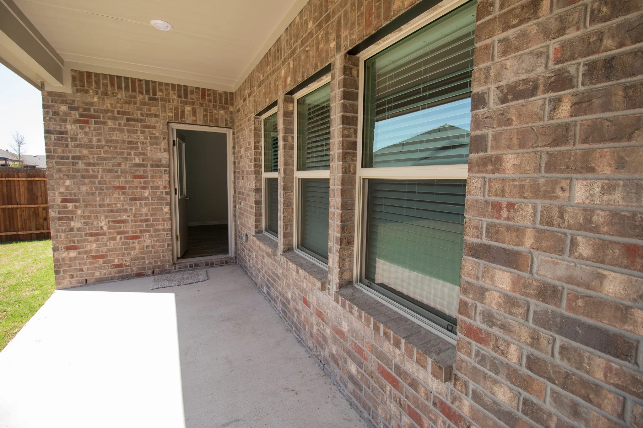 Single Family Residence For Rent in Collin County , 1202 Sweetleaf Street, Melissa, Texas 75454, 5 Bedroom, 4 Bathroom, 3 Garage spaces, 3,443 Sqft, built in 2023, mls#21407455, Real Estate Agent in Melissa, Homes For Rent in Collin county, Homes For Rent in Melissa, Realtor in Melissa Texas, Real Estate Brokerage Independent Realty Texas, Luminita Cordes Realtor