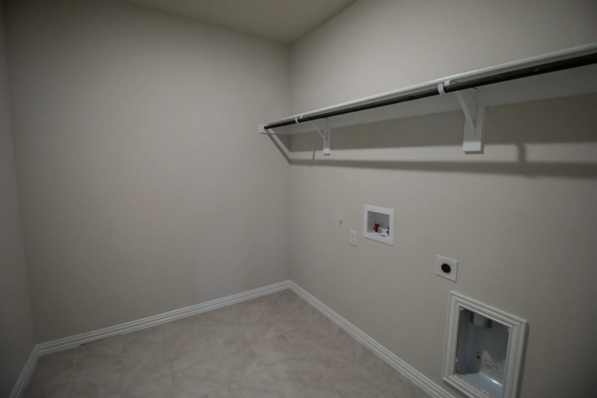 Single Family Residence For Rent in Collin County , 1202 Sweetleaf Street, Melissa, Texas 75454, 5 Bedroom, 4 Bathroom, 3 Garage spaces, 3,443 Sqft, built in 2023, mls#21407455, Real Estate Agent in Melissa, Homes For Rent in Collin county, Homes For Rent in Melissa, Realtor in Melissa Texas, Real Estate Brokerage Independent Realty Texas, Luminita Cordes Realtor