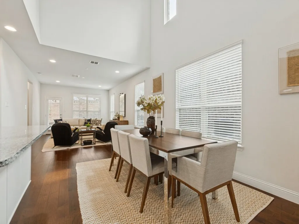 Townhouse For Sale in Denton County , 4224 Mingo Drive, Carrollton, Texas 75010, 3 Bedroom, 3 Bathroom, 2 Garage spaces, 2,091 Sqft, built in 2022, mls#21398956, Real Estate Agent in Carrollton, Homes For Sale in Denton county, Homes For Sale in Carrollton, Realtor in Carrollton Texas, Real Estate Brokerage Independent Realty Texas, Luminita Cordes Realtor