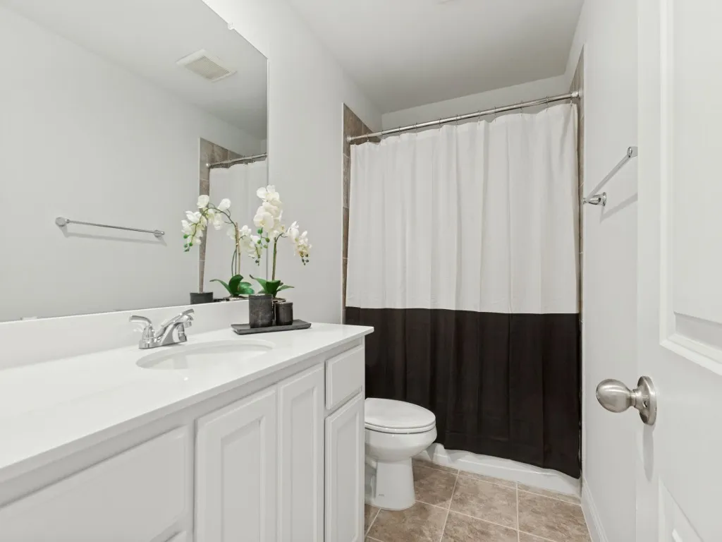 Townhouse For Sale in Denton County , 4224 Mingo Drive, Carrollton, Texas 75010, 3 Bedroom, 3 Bathroom, 2 Garage spaces, 2,091 Sqft, built in 2022, mls#21398956, Real Estate Agent in Carrollton, Homes For Sale in Denton county, Homes For Sale in Carrollton, Realtor in Carrollton Texas, Real Estate Brokerage Independent Realty Texas, Luminita Cordes Realtor