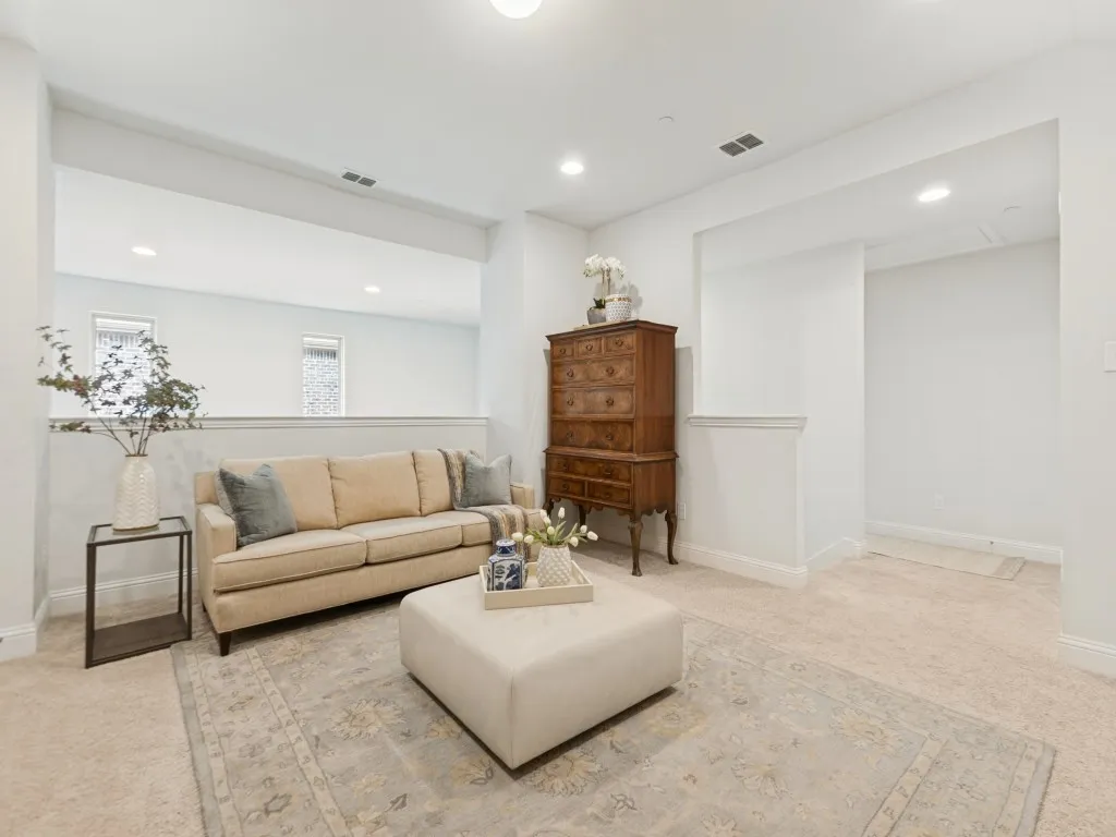 Townhouse For Sale in Denton County , 4224 Mingo Drive, Carrollton, Texas 75010, 3 Bedroom, 3 Bathroom, 2 Garage spaces, 2,091 Sqft, built in 2022, mls#21398956, Real Estate Agent in Carrollton, Homes For Sale in Denton county, Homes For Sale in Carrollton, Realtor in Carrollton Texas, Real Estate Brokerage Independent Realty Texas, Luminita Cordes Realtor