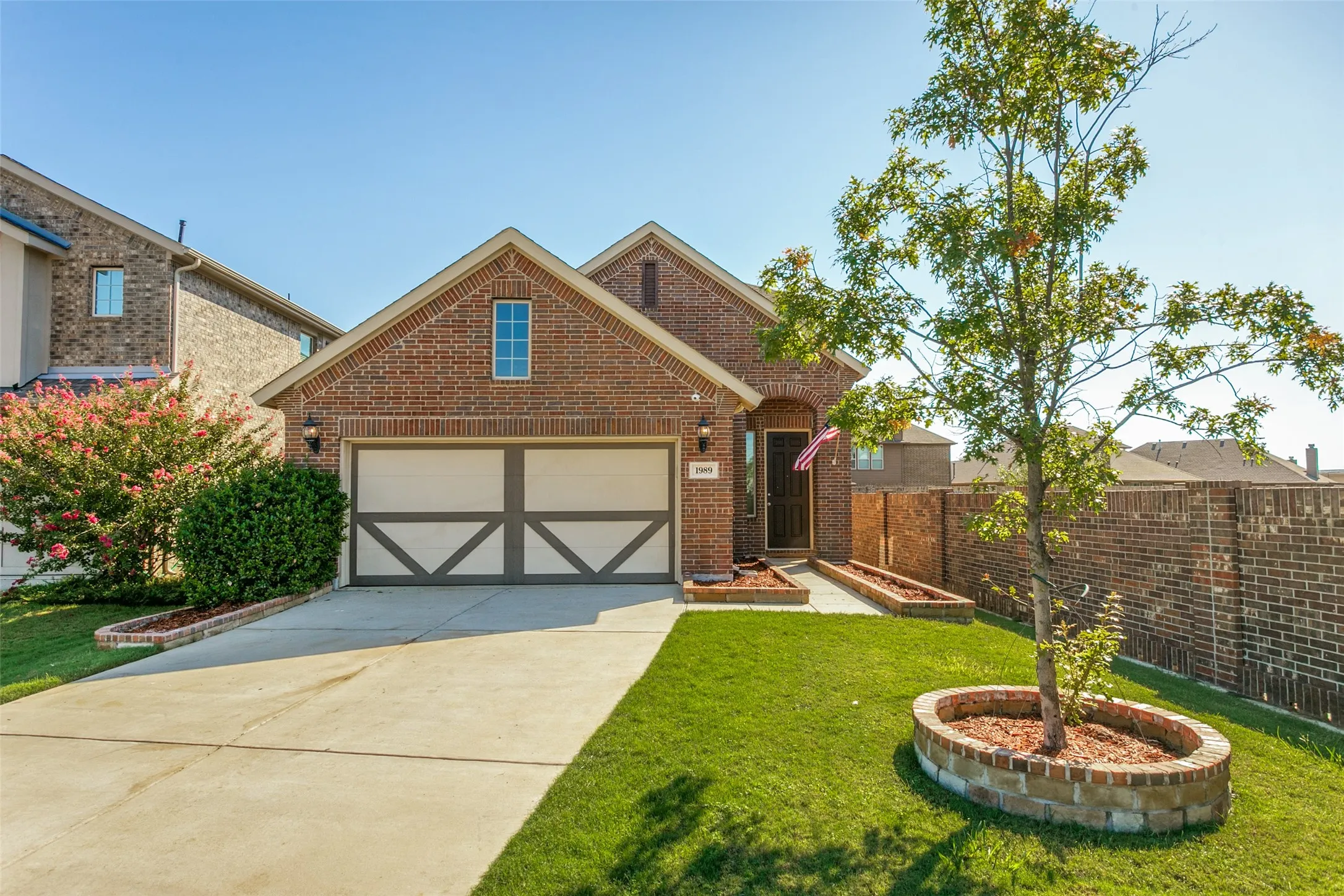Single Family Residence For Sale in Denton County , 1989 Hope Tinley Court, Lewisville, Texas 75077, 3 Bedroom, 3 Bathroom, 2 Garage spaces, 1,776 Sqft, built in 2019, mls#21405761, Real Estate Agent in Lewisville, Homes For Sale in Denton county, Homes For Sale in Lewisville, Realtor in Lewisville Texas, Real Estate Brokerage Independent Realty Texas, Luminita Cordes Realtor
