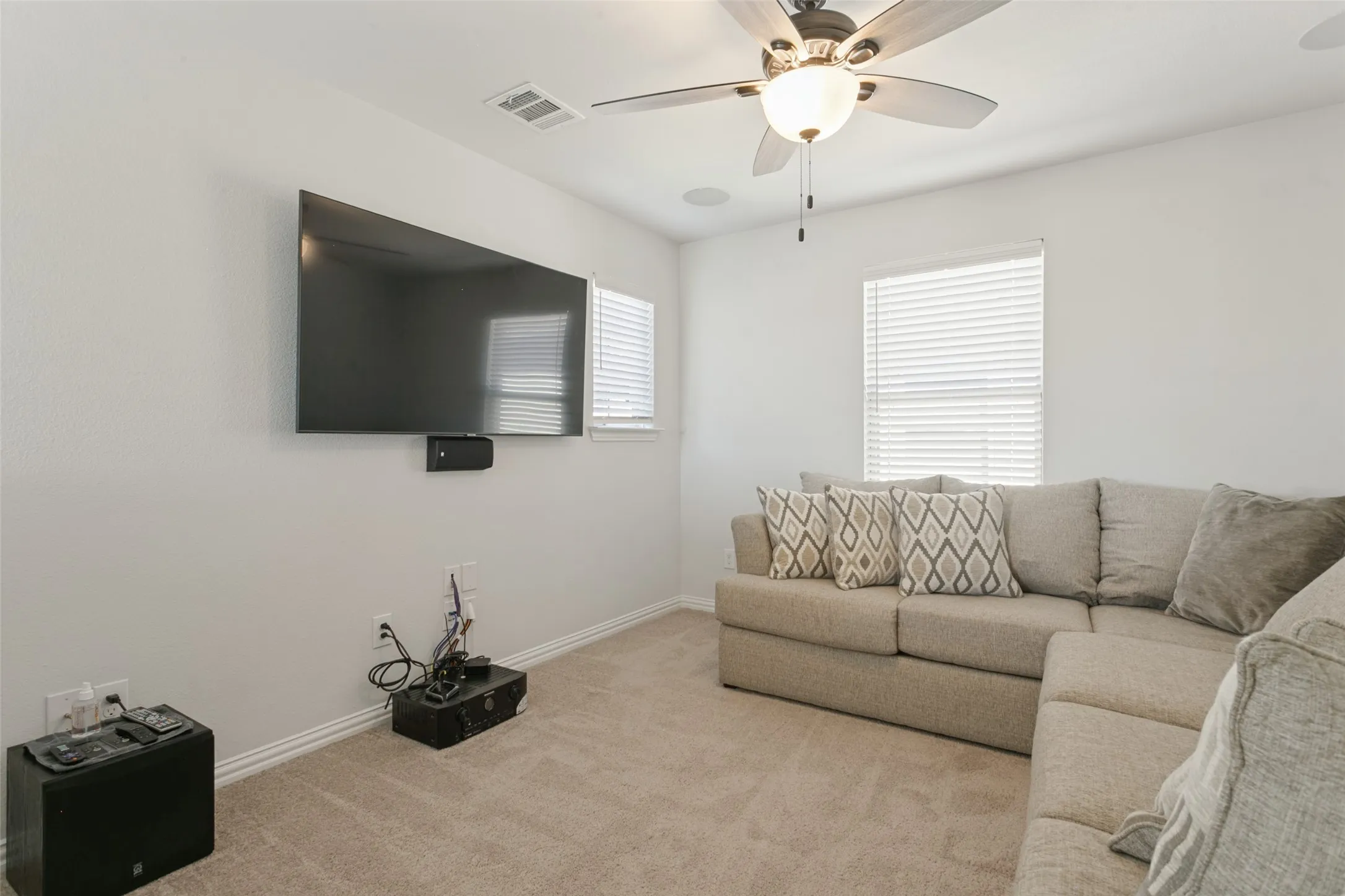 Single Family Residence For Sale in Denton County , 1989 Hope Tinley Court, Lewisville, Texas 75077, 3 Bedroom, 3 Bathroom, 2 Garage spaces, 1,776 Sqft, built in 2019, mls#21405761, Real Estate Agent in Lewisville, Homes For Sale in Denton county, Homes For Sale in Lewisville, Realtor in Lewisville Texas, Real Estate Brokerage Independent Realty Texas, Luminita Cordes Realtor