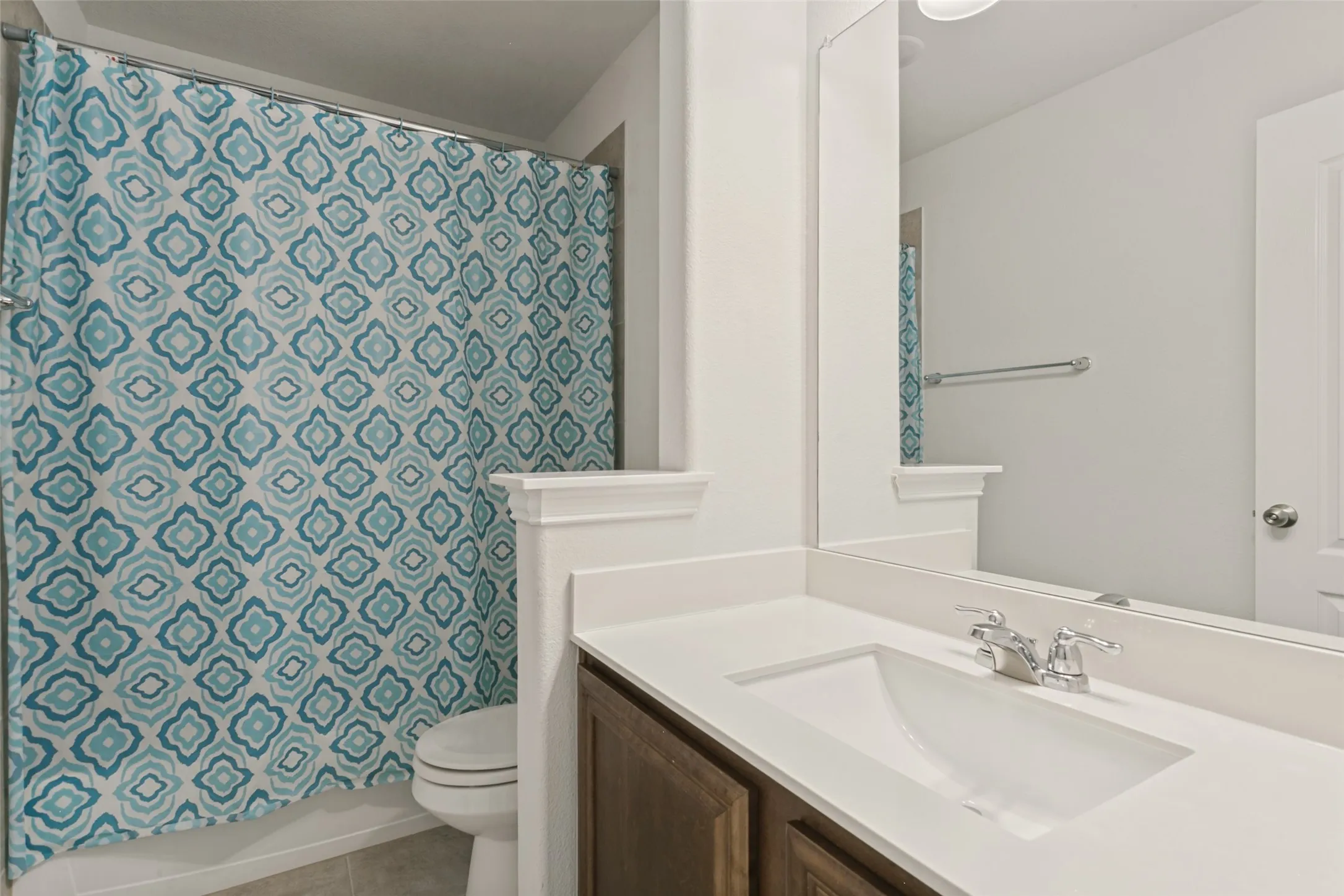 Single Family Residence For Sale in Denton County , 1989 Hope Tinley Court, Lewisville, Texas 75077, 3 Bedroom, 3 Bathroom, 2 Garage spaces, 1,776 Sqft, built in 2019, mls#21405761, Real Estate Agent in Lewisville, Homes For Sale in Denton county, Homes For Sale in Lewisville, Realtor in Lewisville Texas, Real Estate Brokerage Independent Realty Texas, Luminita Cordes Realtor