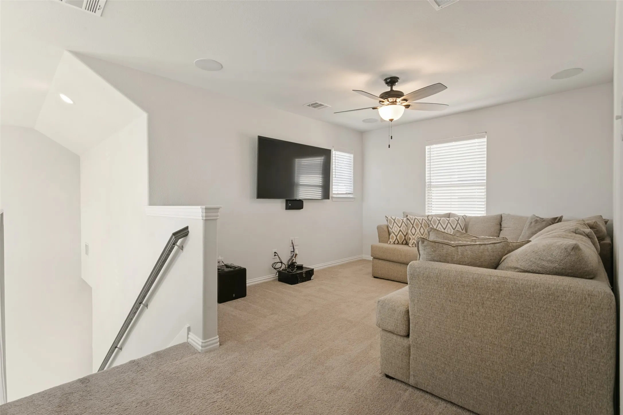 Single Family Residence For Sale in Denton County , 1989 Hope Tinley Court, Lewisville, Texas 75077, 3 Bedroom, 3 Bathroom, 2 Garage spaces, 1,776 Sqft, built in 2019, mls#21405761, Real Estate Agent in Lewisville, Homes For Sale in Denton county, Homes For Sale in Lewisville, Realtor in Lewisville Texas, Real Estate Brokerage Independent Realty Texas, Luminita Cordes Realtor