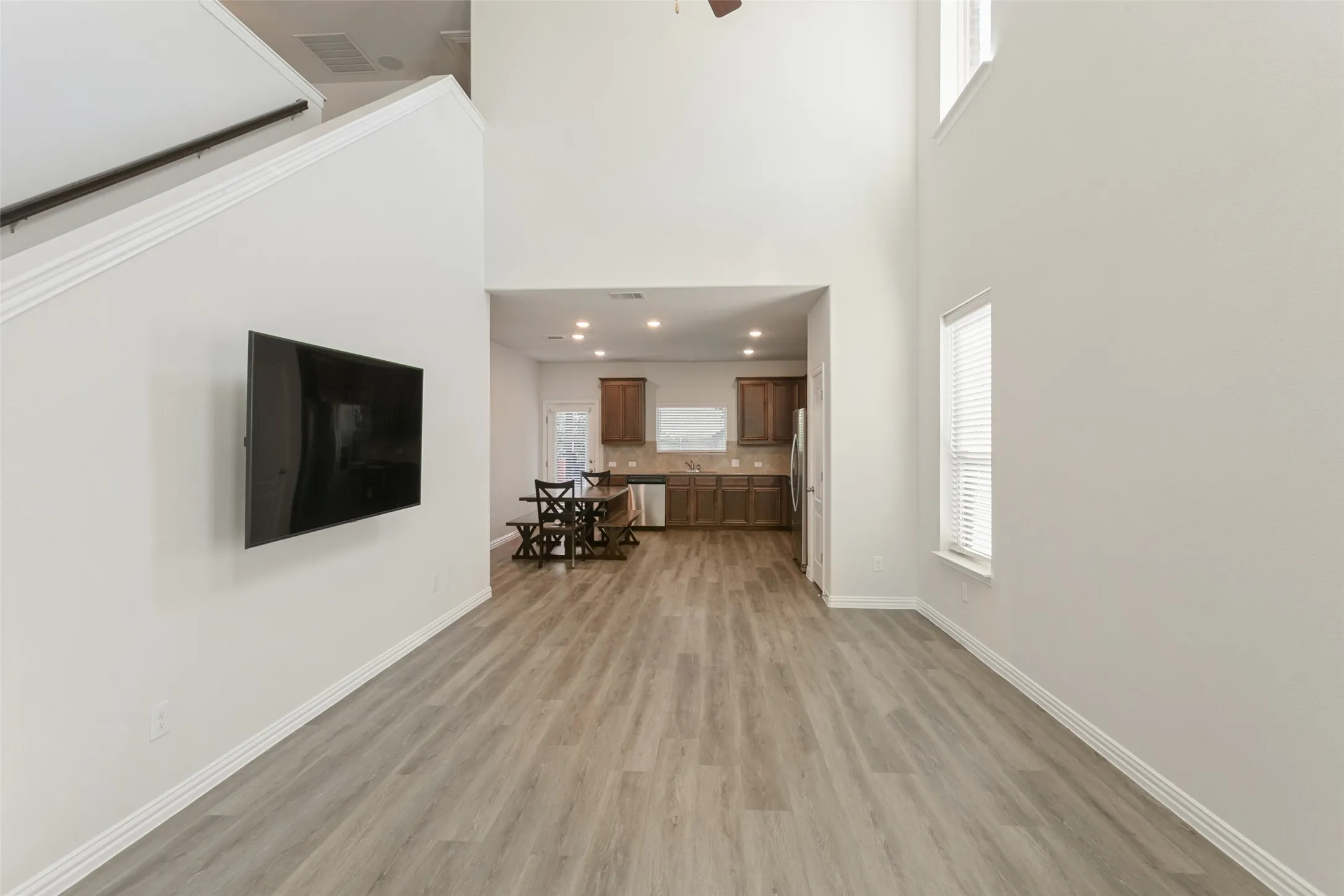 Single Family Residence For Sale in Denton County , 1989 Hope Tinley Court, Lewisville, Texas 75077, 3 Bedroom, 3 Bathroom, 2 Garage spaces, 1,776 Sqft, built in 2019, mls#21405761, Real Estate Agent in Lewisville, Homes For Sale in Denton county, Homes For Sale in Lewisville, Realtor in Lewisville Texas, Real Estate Brokerage Independent Realty Texas, Luminita Cordes Realtor