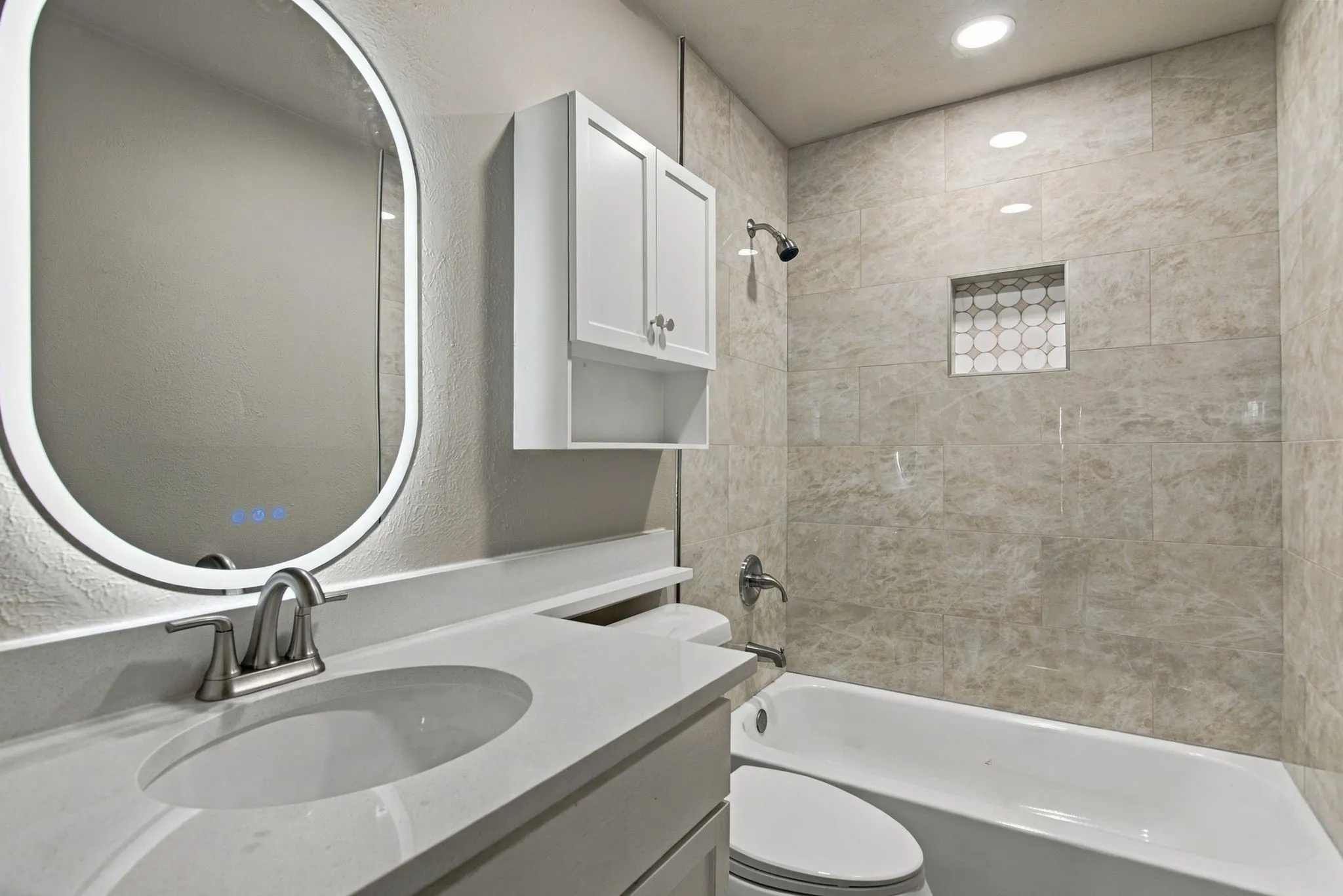 Single Family Residence For Sale in Tarrant County , 7025 Lincolnshire Lane, North Richland Hills, Texas 76182, 3 Bedroom, 2 Bathroom, 1 Garage spaces, 1,416 Sqft, built in 1978, mls#21401069, Real Estate Agent in North Richland Hills, Homes For Sale in Tarrant county, Homes For Sale in North Richland Hills, Realtor in North Richland Hills Texas, Real Estate Brokerage Independent Realty Texas, Luminita Cordes Realtor