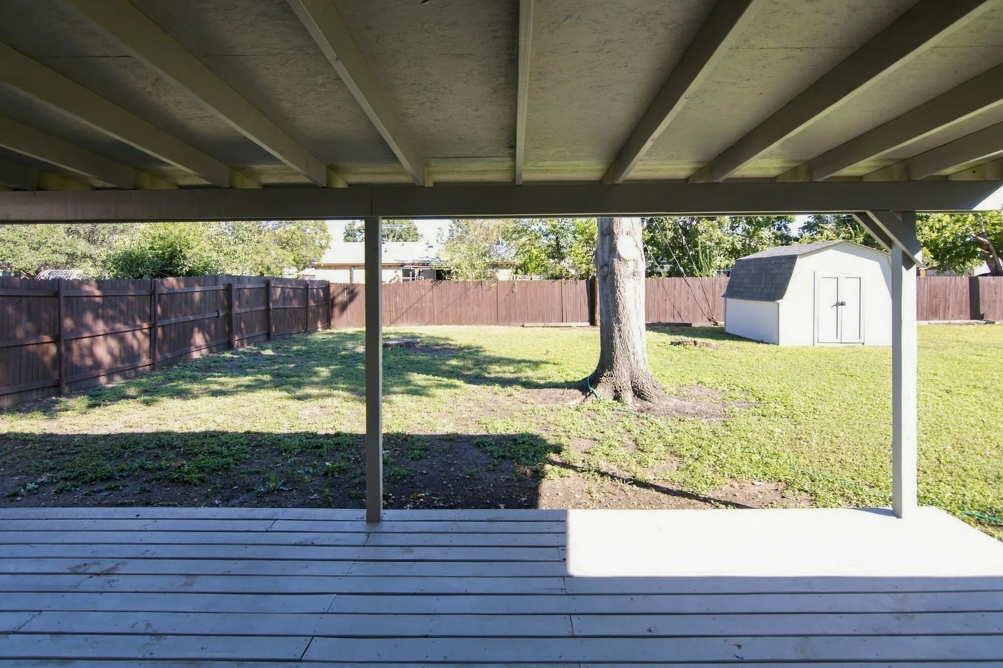 Single Family Residence For Sale in Tarrant County , 7025 Lincolnshire Lane, North Richland Hills, Texas 76182, 3 Bedroom, 2 Bathroom, 1 Garage spaces, 1,416 Sqft, built in 1978, mls#21401069, Real Estate Agent in North Richland Hills, Homes For Sale in Tarrant county, Homes For Sale in North Richland Hills, Realtor in North Richland Hills Texas, Real Estate Brokerage Independent Realty Texas, Luminita Cordes Realtor