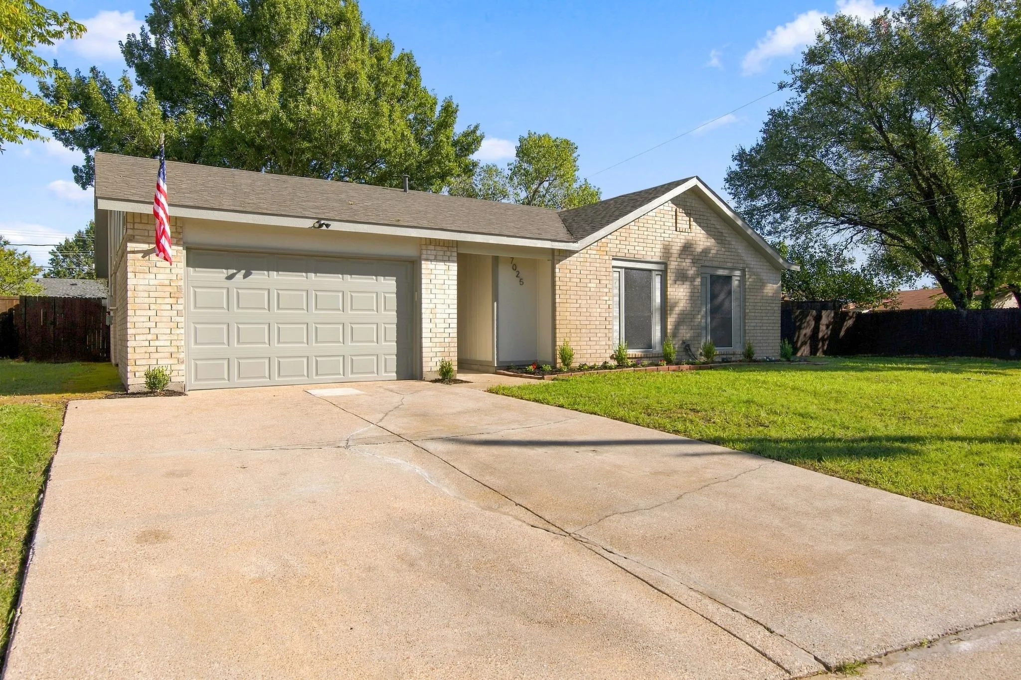 Single Family Residence For Sale