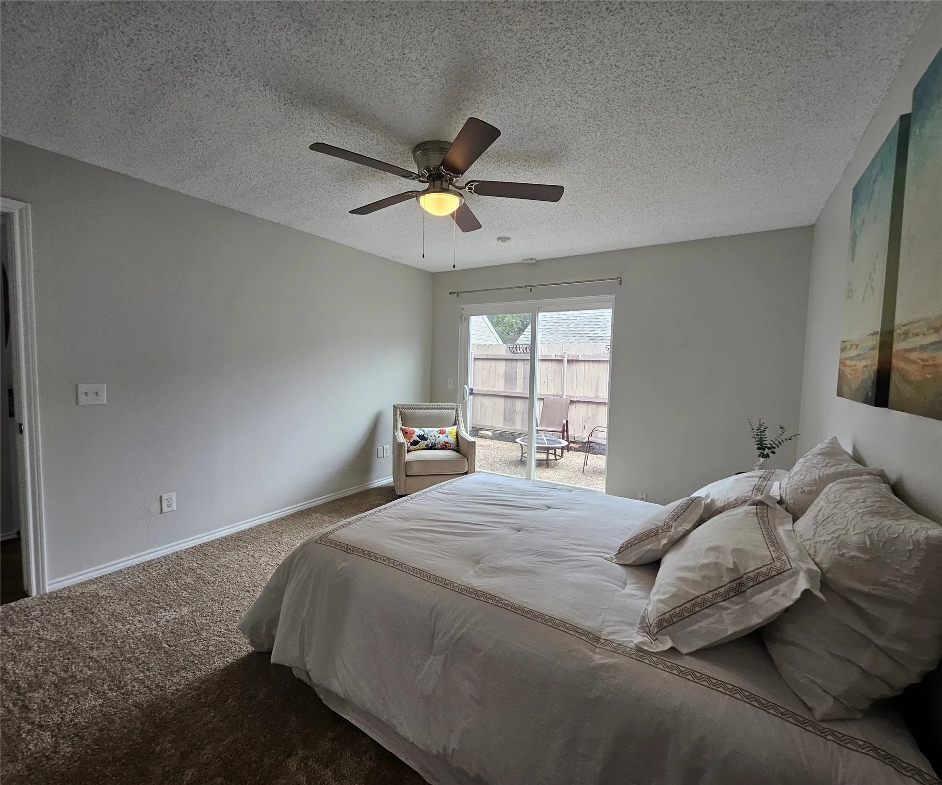 Townhouse For Rent in Collin County , 17910 Windflower Way 2004, Dallas, Texas 75252, 3 Bedroom, 3 Bathroom, Garage spaces, 1,555 Sqft, built in 1985, mls#21407457, Real Estate Agent in Dallas, Homes For Rent in Collin county, Homes For Rent in Dallas, Realtor in Dallas Texas, Real Estate Brokerage Independent Realty Texas, Luminita Cordes Realtor