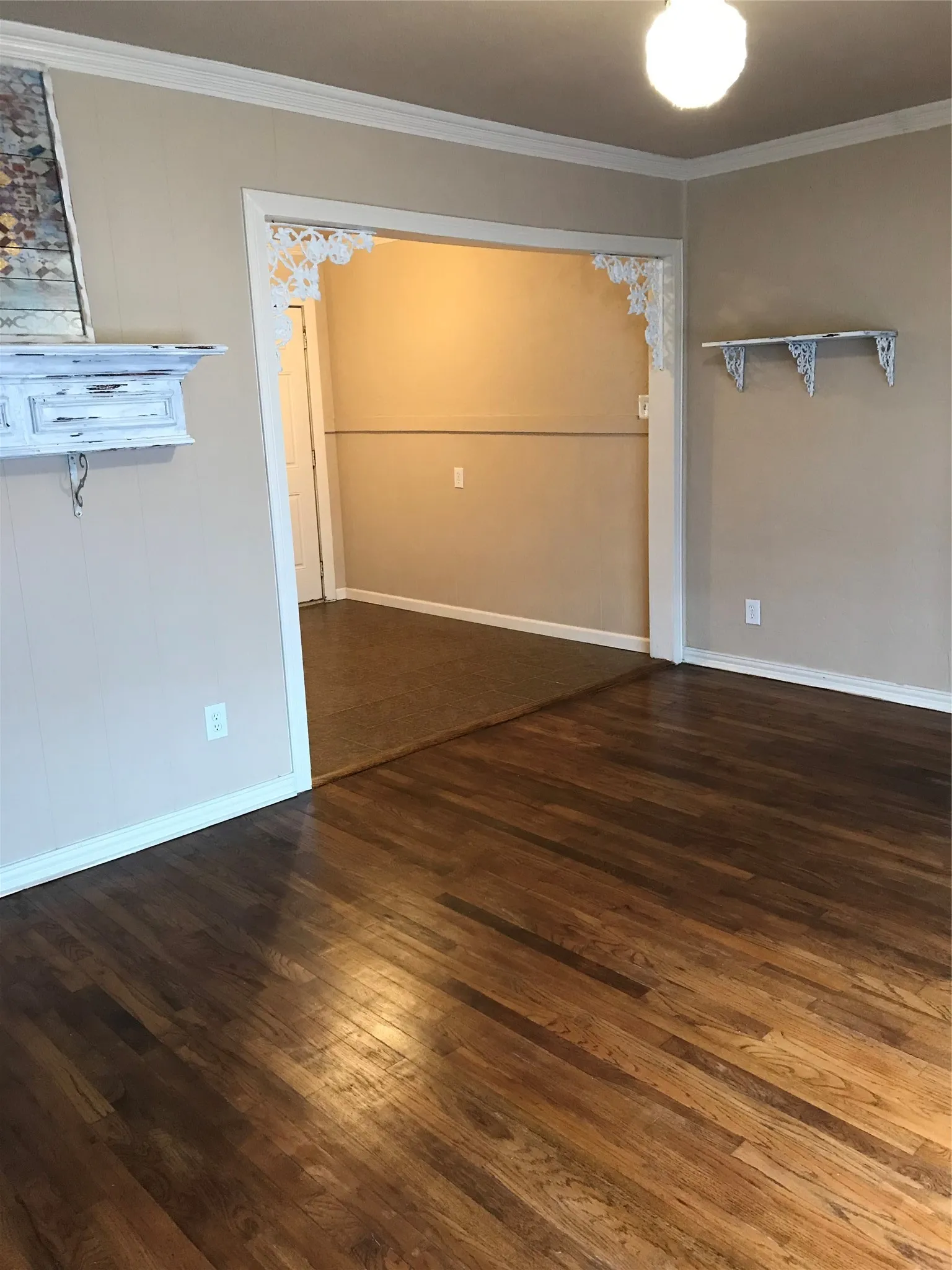 Single Family Residence For Rent in Grayson County , 1910 N Travis Street, Sherman, Texas 75092, 3 Bedroom, 1 Bathroom, Garage spaces, 1,150 Sqft, built in 1950, mls#21407413, Real Estate Agent in Sherman, Homes For Rent in Grayson county, Homes For Rent in Sherman, Realtor in Sherman Texas, Real Estate Brokerage Independent Realty Texas, Luminita Cordes Realtor