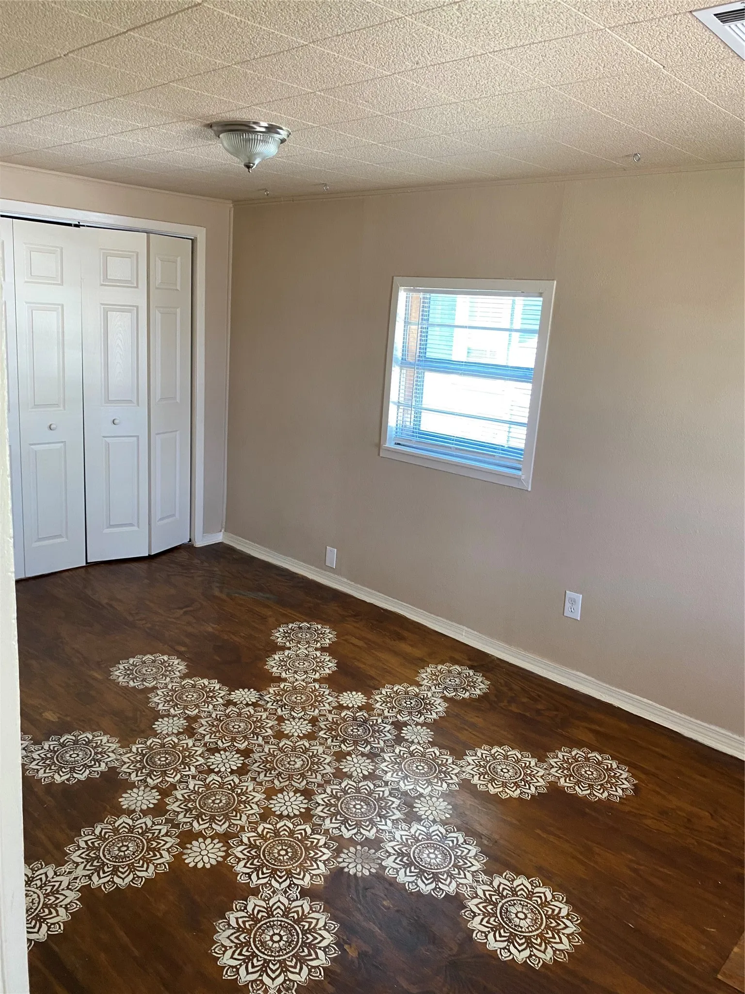 Single Family Residence For Rent in Grayson County , 1910 N Travis Street, Sherman, Texas 75092, 3 Bedroom, 1 Bathroom, Garage spaces, 1,150 Sqft, built in 1950, mls#21407413, Real Estate Agent in Sherman, Homes For Rent in Grayson county, Homes For Rent in Sherman, Realtor in Sherman Texas, Real Estate Brokerage Independent Realty Texas, Luminita Cordes Realtor