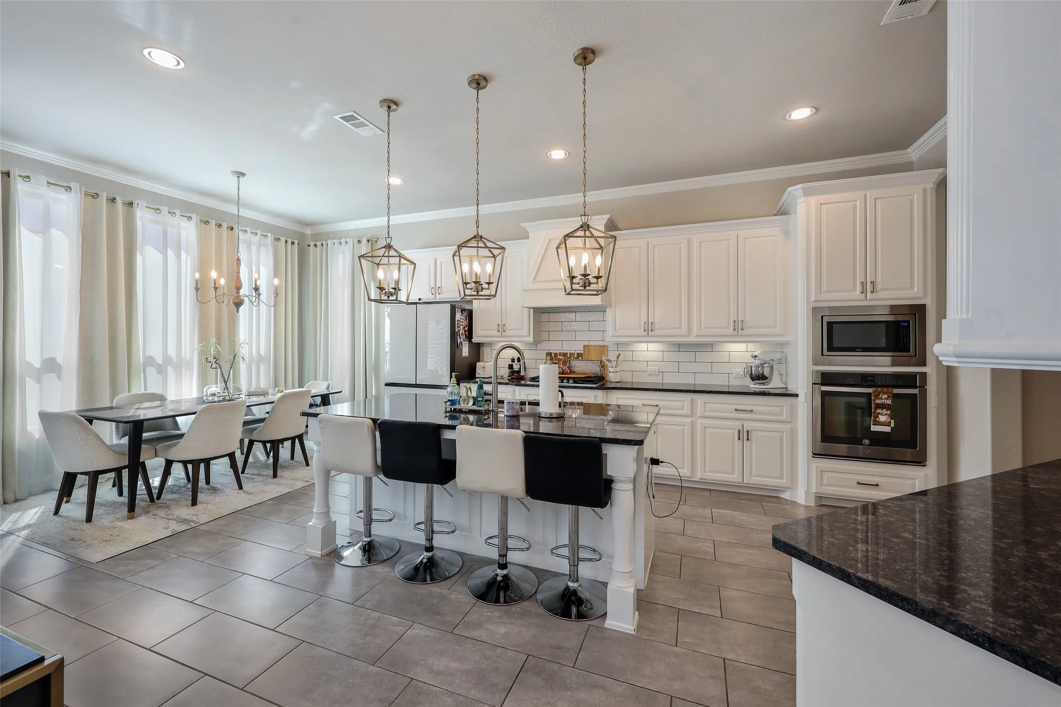 Single Family Residence For Sale in Collin County , 1800 Shavano Way, Prosper, Texas 75078, 4 Bedroom, 5 Bathroom, 2 Garage spaces, 3,950 Sqft, built in 2017, mls#21401075, Real Estate Agent in Prosper, Homes For Sale in Collin county, Homes For Sale in Prosper, Realtor in Prosper Texas, Real Estate Brokerage Independent Realty Texas, Luminita Cordes Realtor