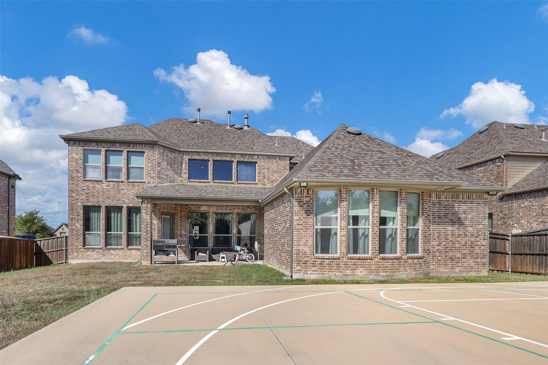 Single Family Residence For Sale in Collin County , 1800 Shavano Way, Prosper, Texas 75078, 4 Bedroom, 5 Bathroom, 2 Garage spaces, 3,950 Sqft, built in 2017, mls#21401075, Real Estate Agent in Prosper, Homes For Sale in Collin county, Homes For Sale in Prosper, Realtor in Prosper Texas, Real Estate Brokerage Independent Realty Texas, Luminita Cordes Realtor