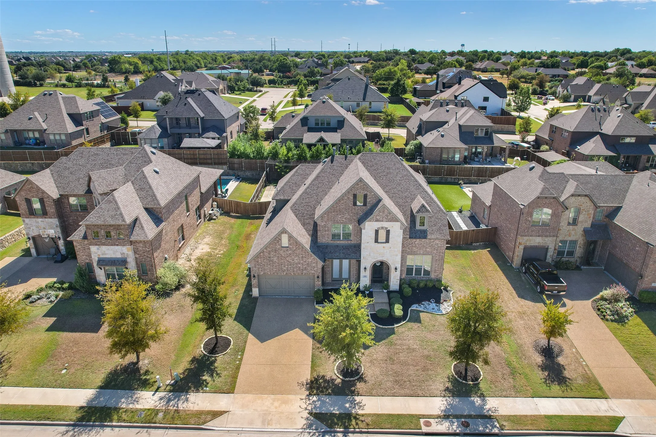 Single Family Residence For Sale in Collin County , 1800 Shavano Way, Prosper, Texas 75078, 4 Bedroom, 5 Bathroom, 2 Garage spaces, 3,950 Sqft, built in 2017, mls#21401075, Real Estate Agent in Prosper, Homes For Sale in Collin county, Homes For Sale in Prosper, Realtor in Prosper Texas, Real Estate Brokerage Independent Realty Texas, Luminita Cordes Realtor
