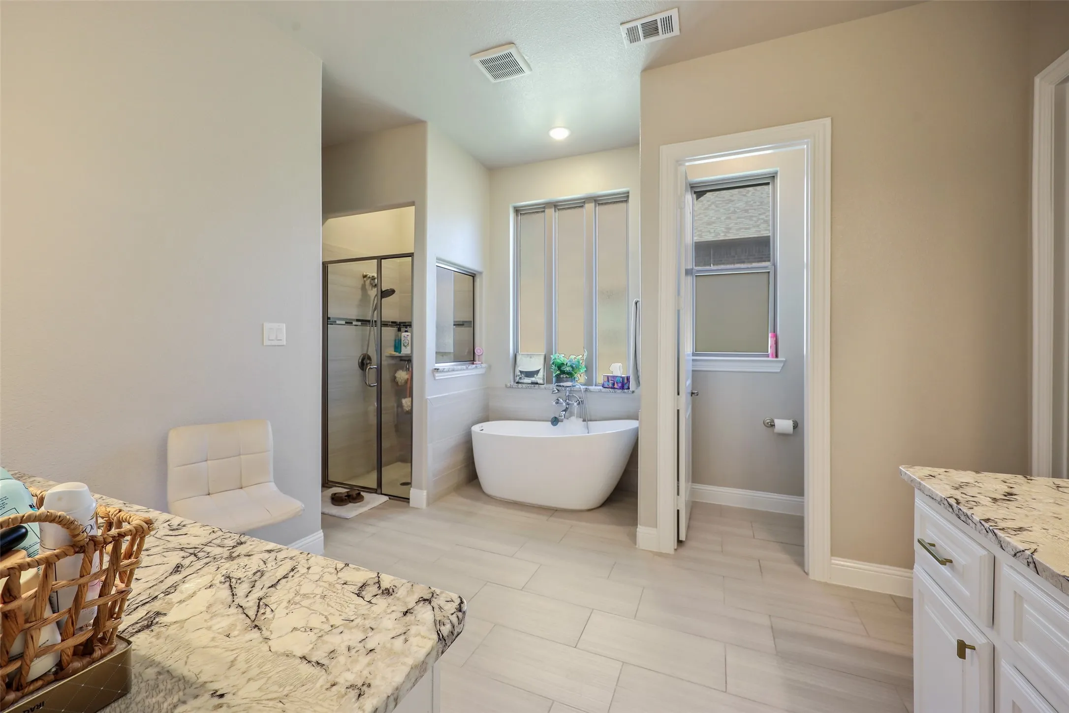 Single Family Residence For Sale in Collin County , 1800 Shavano Way, Prosper, Texas 75078, 4 Bedroom, 5 Bathroom, 2 Garage spaces, 3,950 Sqft, built in 2017, mls#21401075, Real Estate Agent in Prosper, Homes For Sale in Collin county, Homes For Sale in Prosper, Realtor in Prosper Texas, Real Estate Brokerage Independent Realty Texas, Luminita Cordes Realtor
