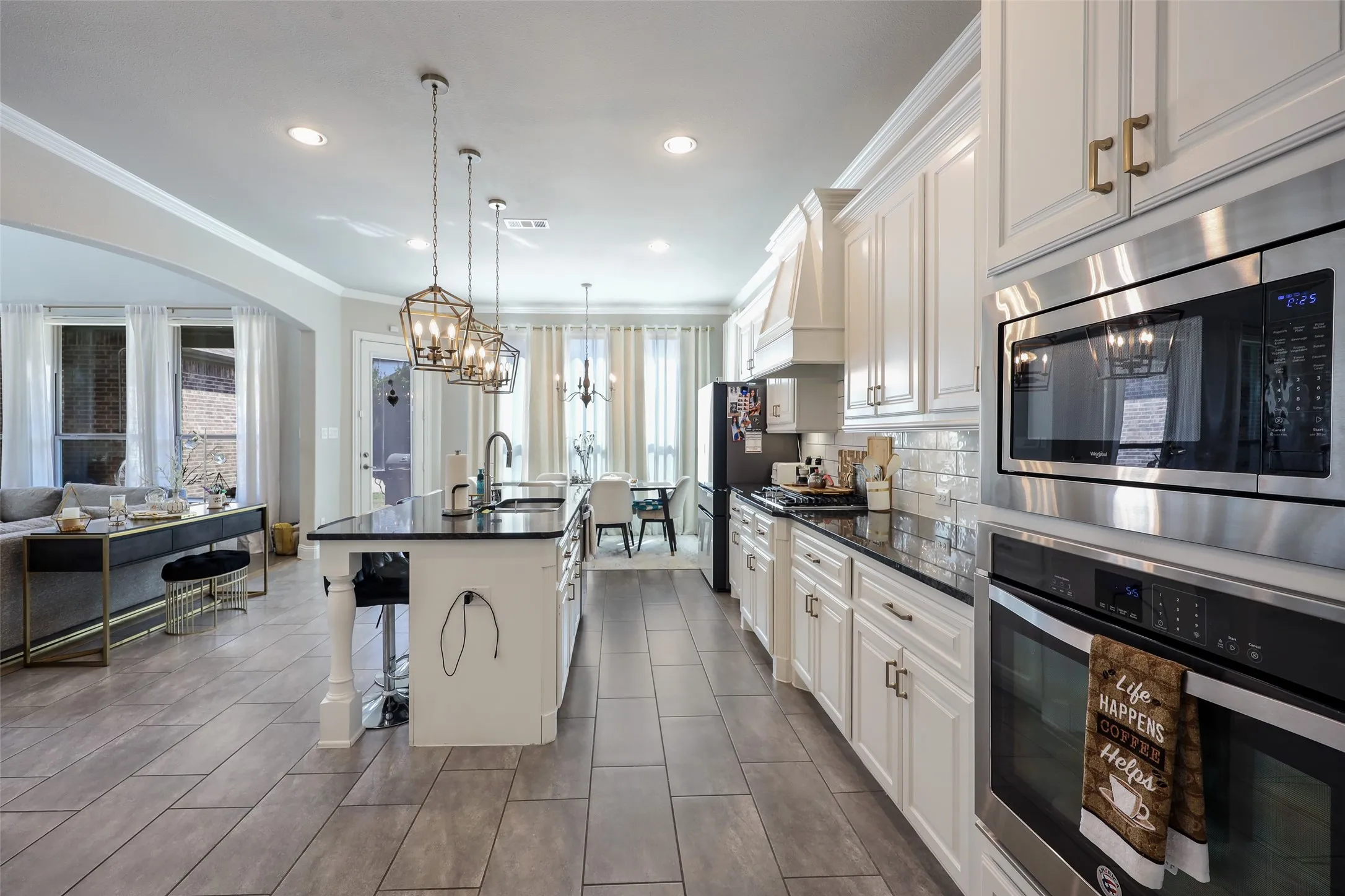 Single Family Residence For Sale in Collin County , 1800 Shavano Way, Prosper, Texas 75078, 4 Bedroom, 5 Bathroom, 2 Garage spaces, 3,950 Sqft, built in 2017, mls#21401075, Real Estate Agent in Prosper, Homes For Sale in Collin county, Homes For Sale in Prosper, Realtor in Prosper Texas, Real Estate Brokerage Independent Realty Texas, Luminita Cordes Realtor