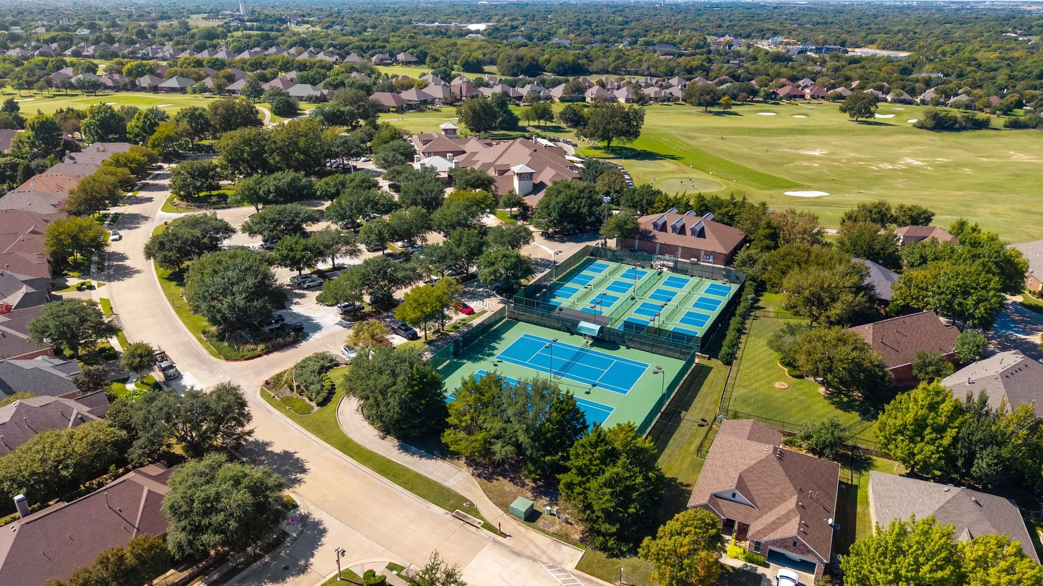 Single Family Residence For Sale in Collin County , 292 Cheyenne Drive, Fairview, Texas 75069, 2 Bedroom, 2 Bathroom, 2 Garage spaces, 2,421 Sqft, built in 2004, mls#21407454, Real Estate Agent in Fairview, Homes For Sale in Collin county, Homes For Sale in Fairview, Realtor in Fairview Texas, Real Estate Brokerage Independent Realty Texas, Luminita Cordes Realtor