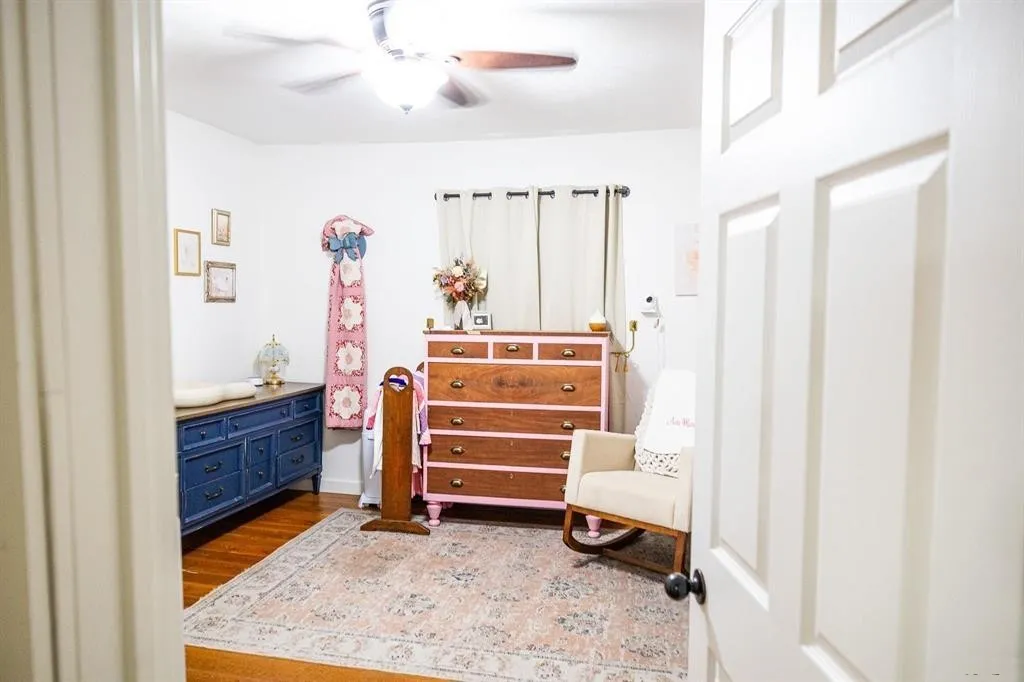Single Family Residence For Sale in Franklin (TX) County , 508 Fleming St., Mount Vernon, Texas 75457, 2 Bedroom, 1 Bathroom, Garage spaces, 1,193 Sqft, built in 1980, mls#21405106, Real Estate Agent in Mount Vernon, Homes For Sale in Franklin (TX) county, Homes For Sale in Mount Vernon, Realtor in Mount Vernon Texas, Real Estate Brokerage Independent Realty Texas, Luminita Cordes Realtor