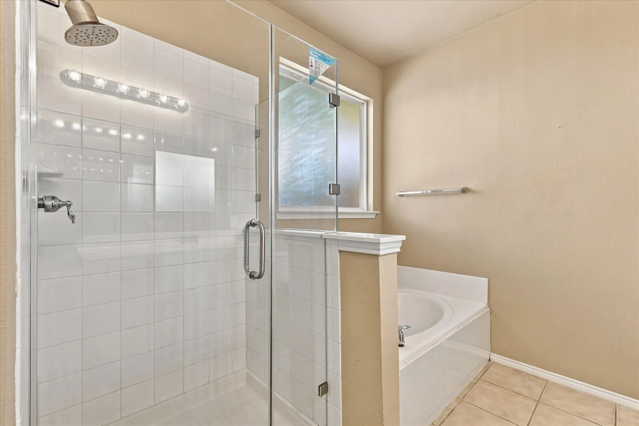 Single Family Residence For Rent in Collin County , 5832 Pebble Ridge Drive, Mc Kinney, Texas 75070, 3 Bedroom, 2 Bathroom, 2 Garage spaces, 2,098 Sqft, built in 2008, mls#21406938, Real Estate Agent in Mc Kinney, Homes For Rent in Collin county, Homes For Rent in Mc Kinney, Realtor in Mc Kinney Texas, Real Estate Brokerage Independent Realty Texas, Luminita Cordes Realtor