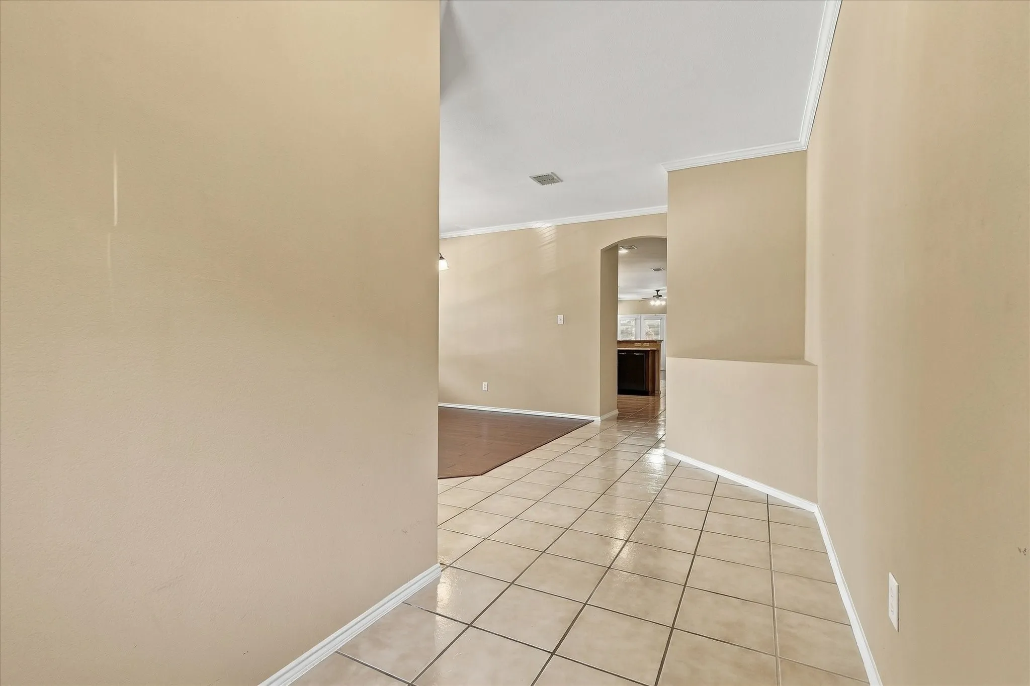 Single Family Residence For Rent in Collin County , 5832 Pebble Ridge Drive, Mc Kinney, Texas 75070, 3 Bedroom, 2 Bathroom, 2 Garage spaces, 2,098 Sqft, built in 2008, mls#21406938, Real Estate Agent in Mc Kinney, Homes For Rent in Collin county, Homes For Rent in Mc Kinney, Realtor in Mc Kinney Texas, Real Estate Brokerage Independent Realty Texas, Luminita Cordes Realtor