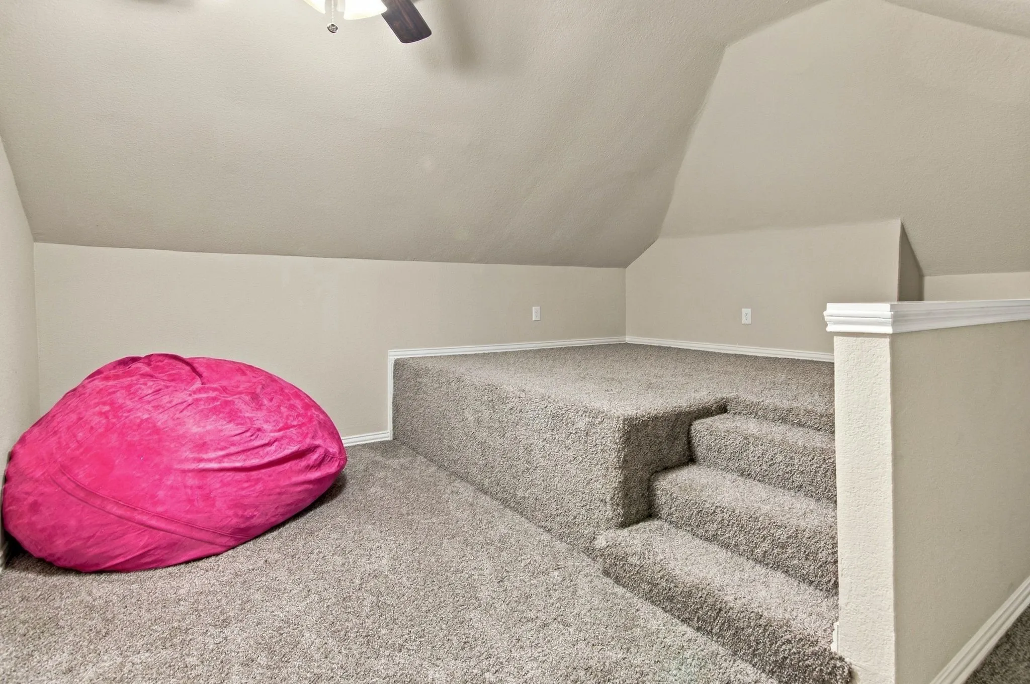 Single Family Residence For Sale in Tarrant County , 1613 Scot Lane, Keller, Texas 76248, 4 Bedroom, 3 Bathroom, 2 Garage spaces, 2,658 Sqft, built in 1994, mls#21407363, Real Estate Agent in Keller, Homes For Sale in Tarrant county, Homes For Sale in Keller, Realtor in Keller Texas, Real Estate Brokerage Independent Realty Texas, Luminita Cordes Realtor