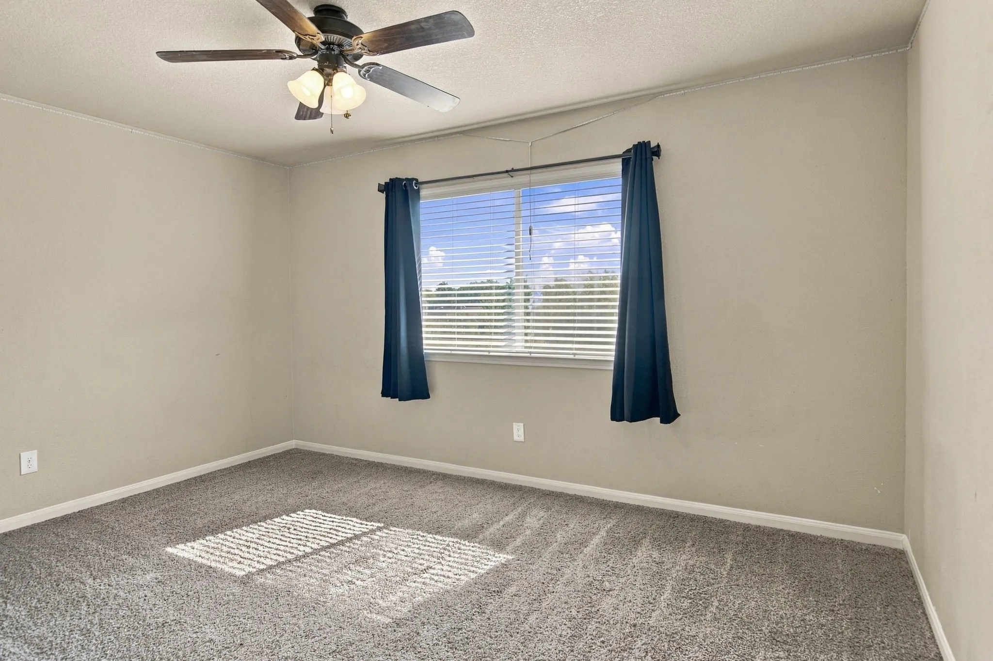 Single Family Residence For Sale in Tarrant County , 1613 Scot Lane, Keller, Texas 76248, 4 Bedroom, 3 Bathroom, 2 Garage spaces, 2,658 Sqft, built in 1994, mls#21407363, Real Estate Agent in Keller, Homes For Sale in Tarrant county, Homes For Sale in Keller, Realtor in Keller Texas, Real Estate Brokerage Independent Realty Texas, Luminita Cordes Realtor