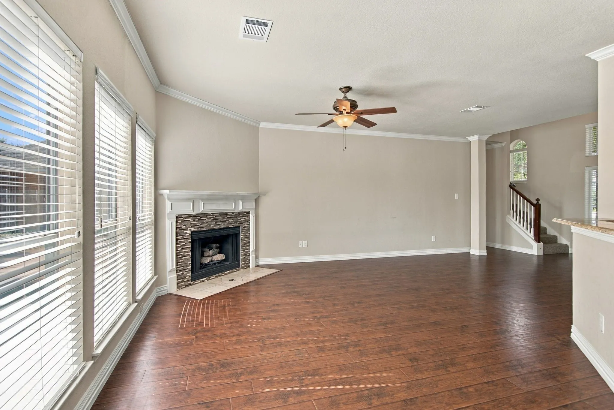 Single Family Residence For Sale in Tarrant County , 1613 Scot Lane, Keller, Texas 76248, 4 Bedroom, 3 Bathroom, 2 Garage spaces, 2,658 Sqft, built in 1994, mls#21407363, Real Estate Agent in Keller, Homes For Sale in Tarrant county, Homes For Sale in Keller, Realtor in Keller Texas, Real Estate Brokerage Independent Realty Texas, Luminita Cordes Realtor