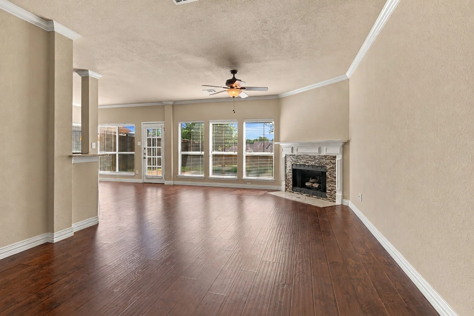 Single Family Residence For Sale in Tarrant County , 1613 Scot Lane, Keller, Texas 76248, 4 Bedroom, 3 Bathroom, 2 Garage spaces, 2,658 Sqft, built in 1994, mls#21407363, Real Estate Agent in Keller, Homes For Sale in Tarrant county, Homes For Sale in Keller, Realtor in Keller Texas, Real Estate Brokerage Independent Realty Texas, Luminita Cordes Realtor