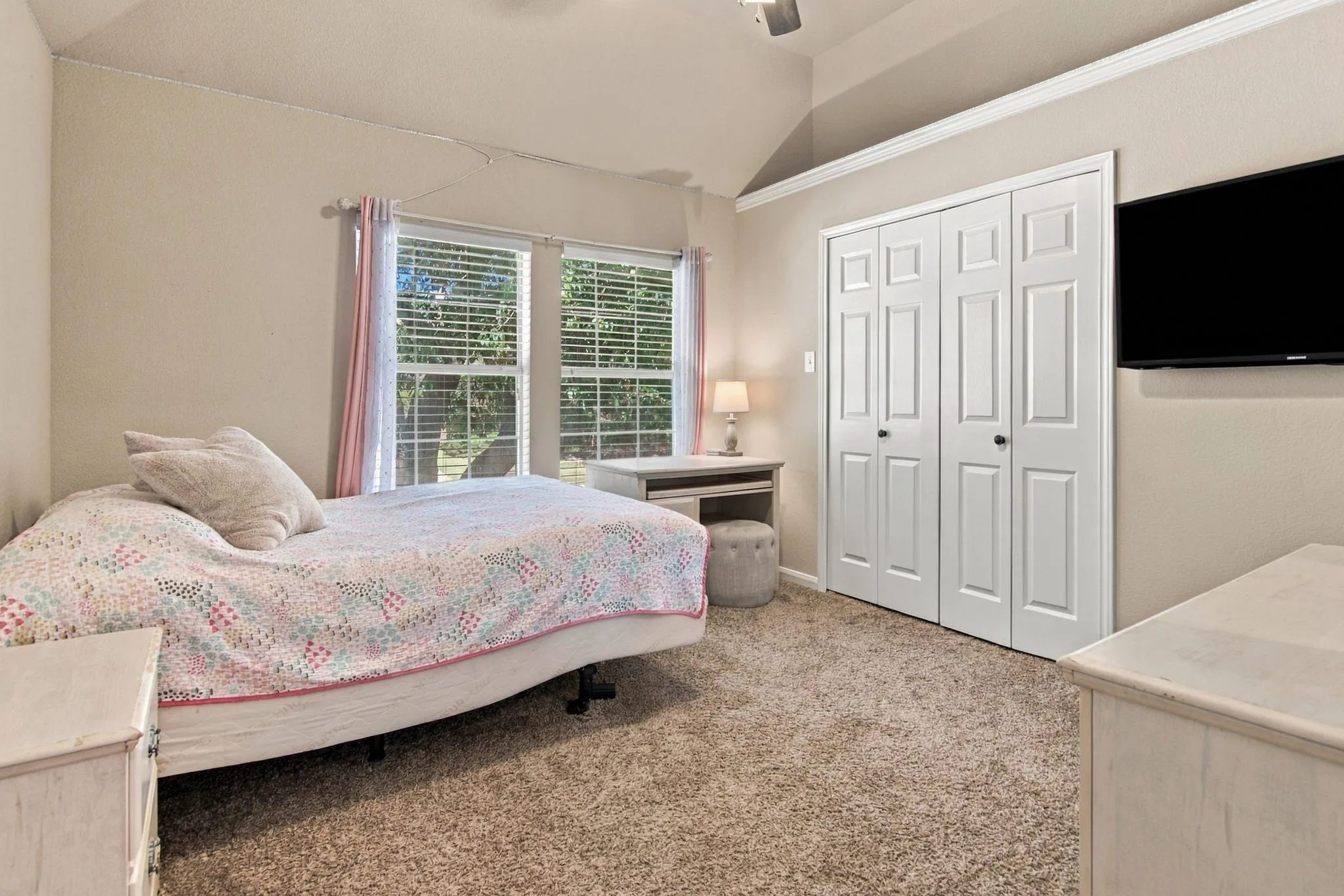 Single Family Residence For Sale in Tarrant County , 1613 Scot Lane, Keller, Texas 76248, 4 Bedroom, 3 Bathroom, 2 Garage spaces, 2,658 Sqft, built in 1994, mls#21407363, Real Estate Agent in Keller, Homes For Sale in Tarrant county, Homes For Sale in Keller, Realtor in Keller Texas, Real Estate Brokerage Independent Realty Texas, Luminita Cordes Realtor