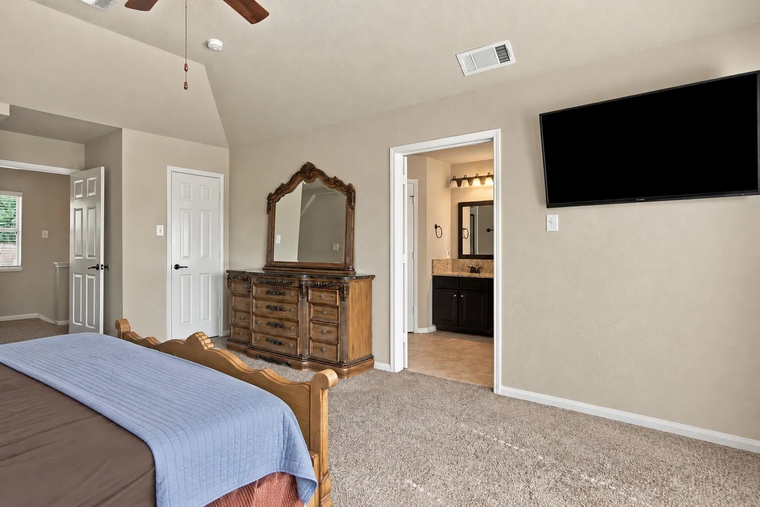 Single Family Residence For Sale in Tarrant County , 1613 Scot Lane, Keller, Texas 76248, 4 Bedroom, 3 Bathroom, 2 Garage spaces, 2,658 Sqft, built in 1994, mls#21407363, Real Estate Agent in Keller, Homes For Sale in Tarrant county, Homes For Sale in Keller, Realtor in Keller Texas, Real Estate Brokerage Independent Realty Texas, Luminita Cordes Realtor