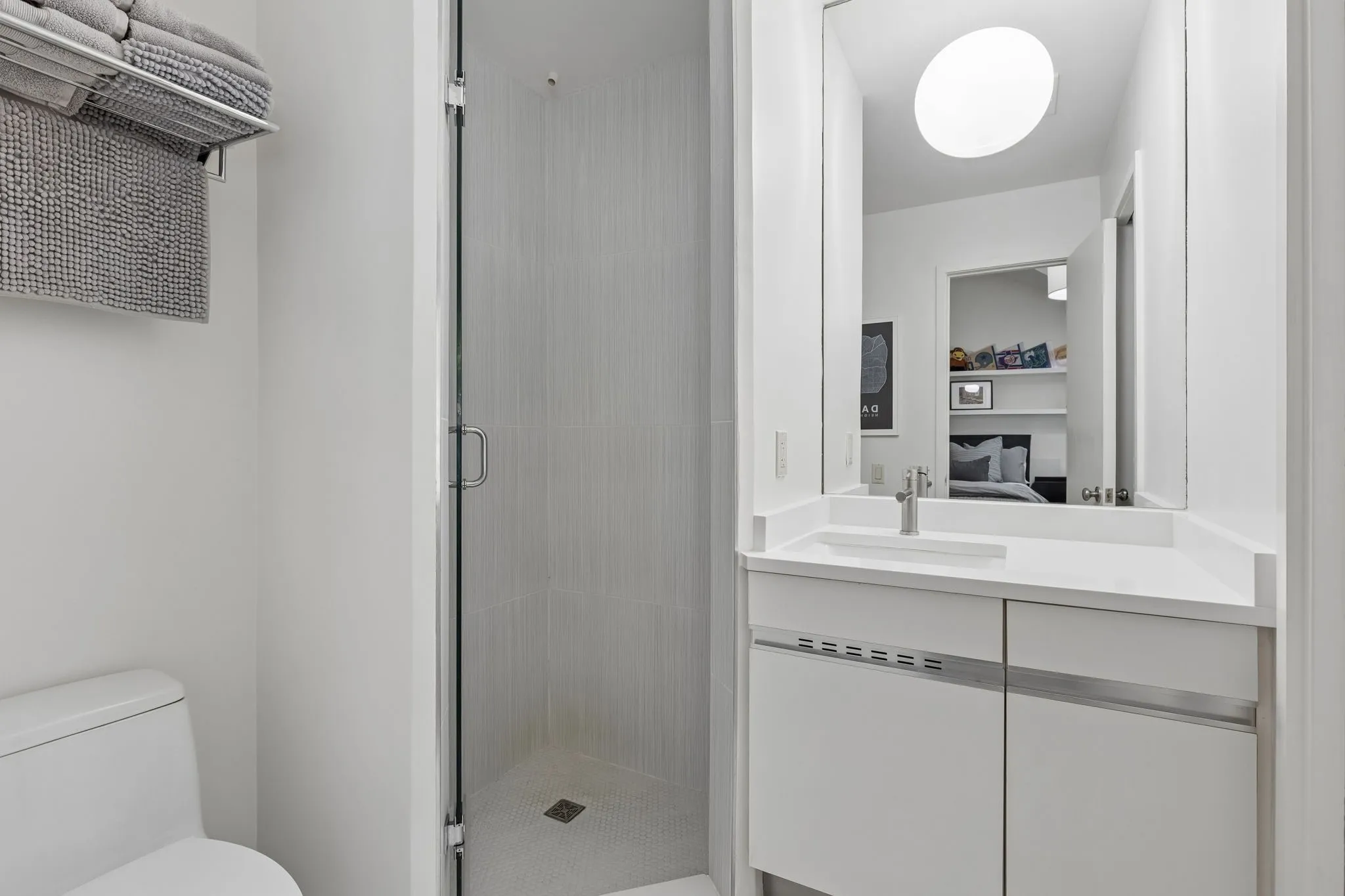 Condominium For Sale in Dallas County , 5990 Lindenshire Lane 121, Dallas, Texas 75230, 2 Bedroom, 3 Bathroom, 2 Garage spaces, 1,408 Sqft, built in 1984, mls#21407387, Real Estate Agent in Dallas, Homes For Sale in Dallas county, Homes For Sale in Dallas, Realtor in Dallas Texas, Real Estate Brokerage Independent Realty Texas, Luminita Cordes Realtor