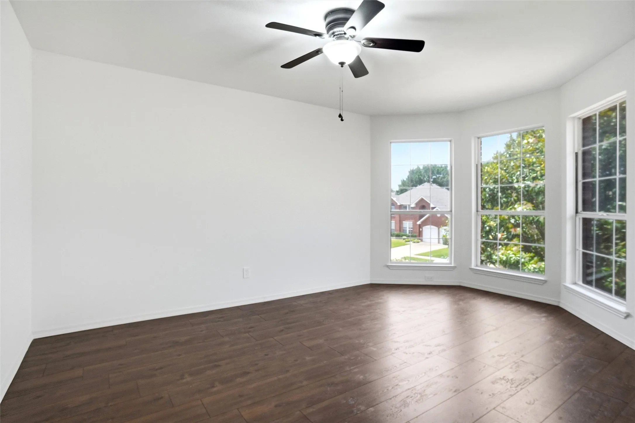 Single Family Residence For Sale in Denton County , 5308 Summerfields Drive, Flower Mound, Texas 75028, 4 Bedroom, 3 Bathroom, 2 Garage spaces, 3,578 Sqft, built in 1989, mls#21407165, Real Estate Agent in Flower Mound, Homes For Sale in Denton county, Homes For Sale in Flower Mound, Realtor in Flower Mound Texas, Real Estate Brokerage Independent Realty Texas, Luminita Cordes Realtor
